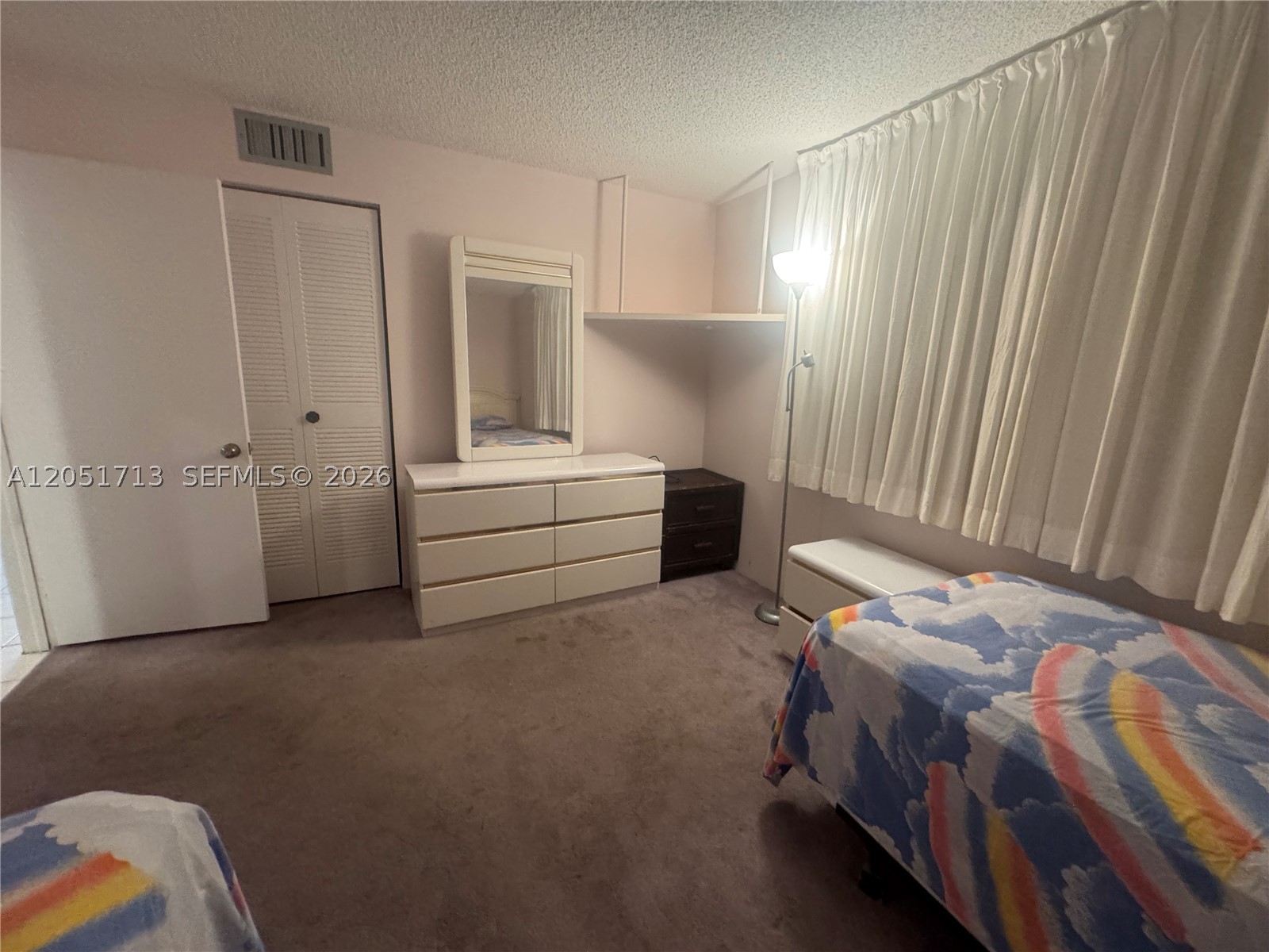 MEADOWBROOK LAKES VIEW CO - Residential