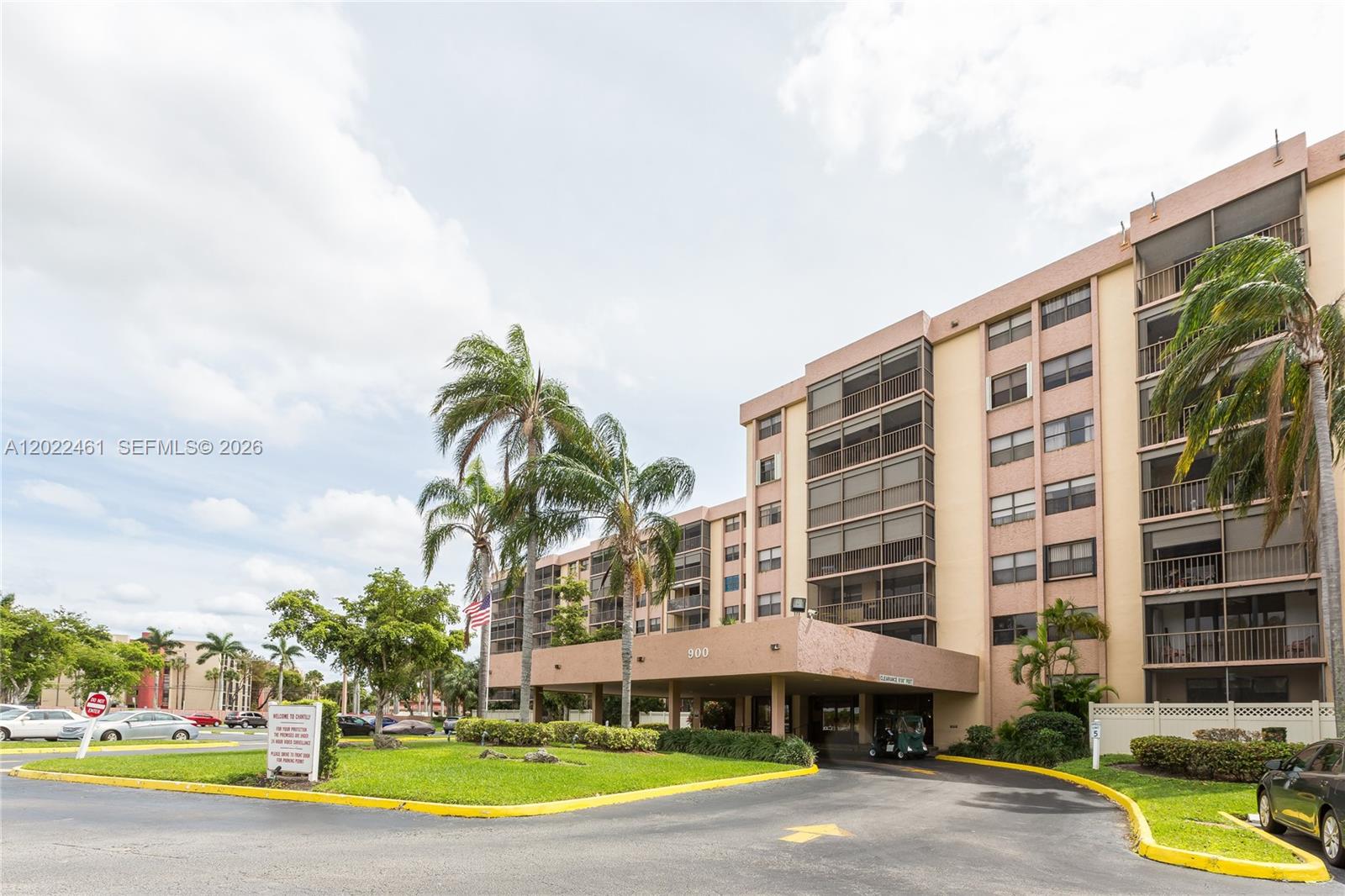 CHANTILLY CONDO - Residential