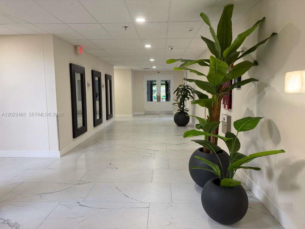 CHANTILLY CONDO - Residential