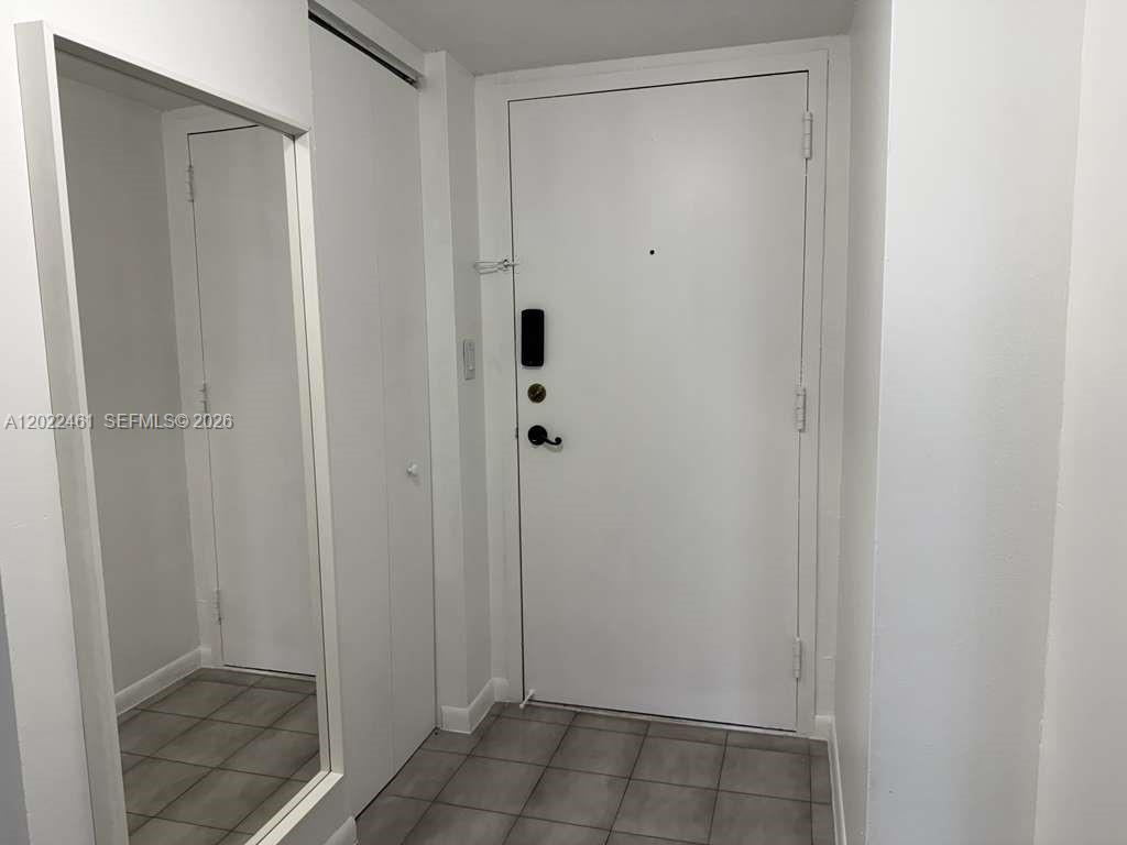 CHANTILLY CONDO - Residential