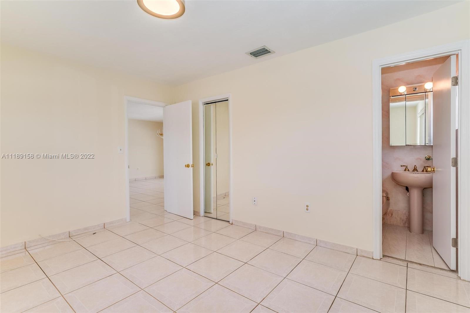 CORAL PARK ESTATES SEC 4 - Residential Lease