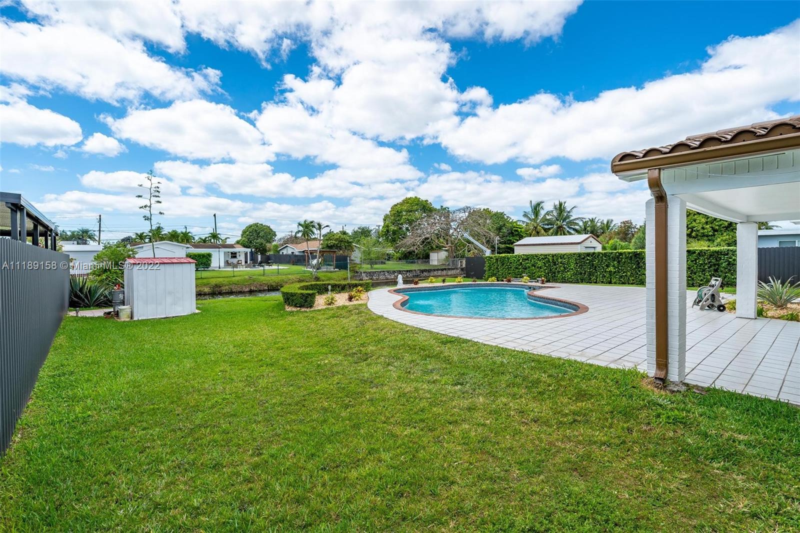 CORAL PARK ESTATES SEC 4 - Residential Lease