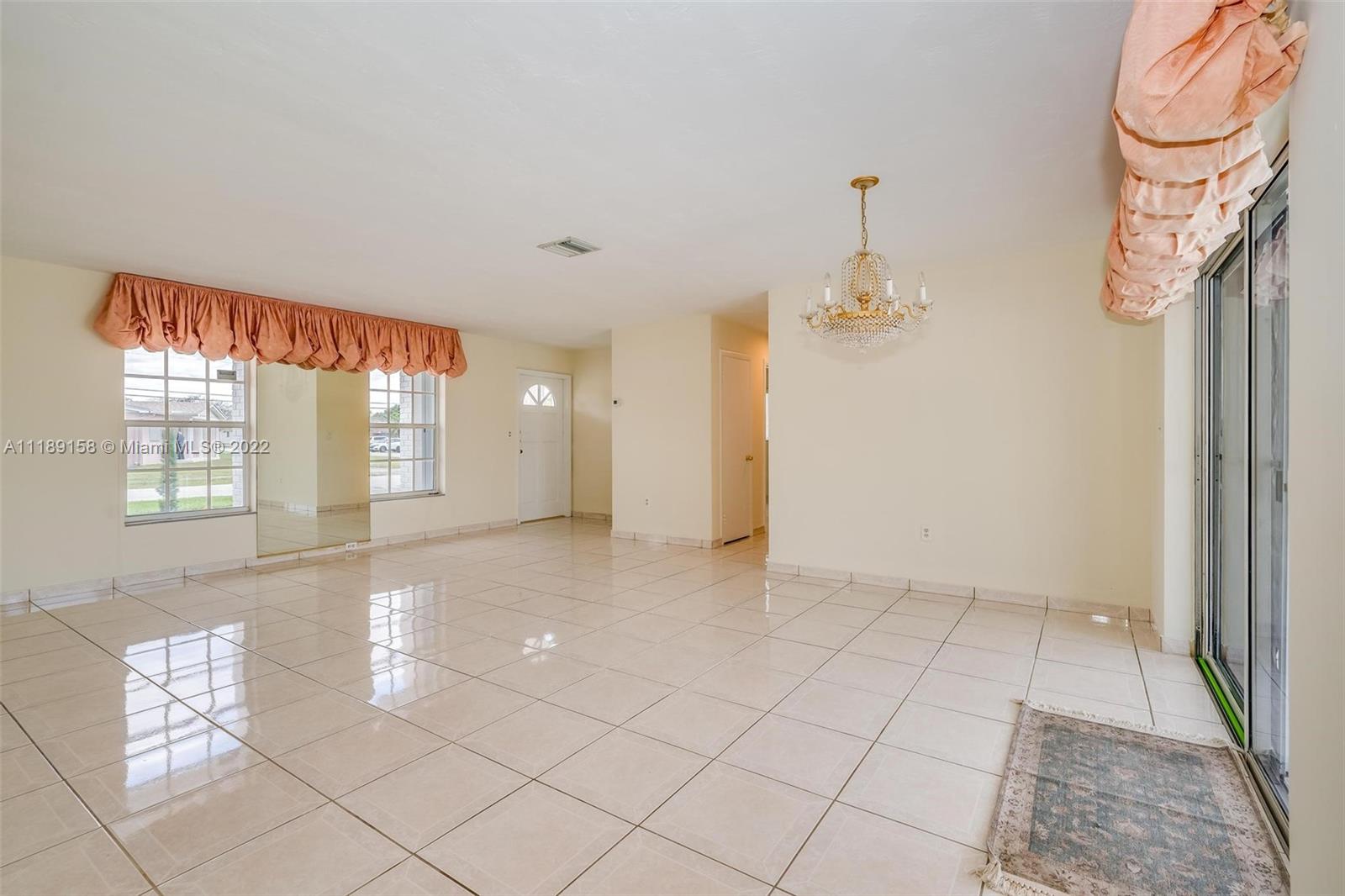 CORAL PARK ESTATES SEC 4 - Residential Lease