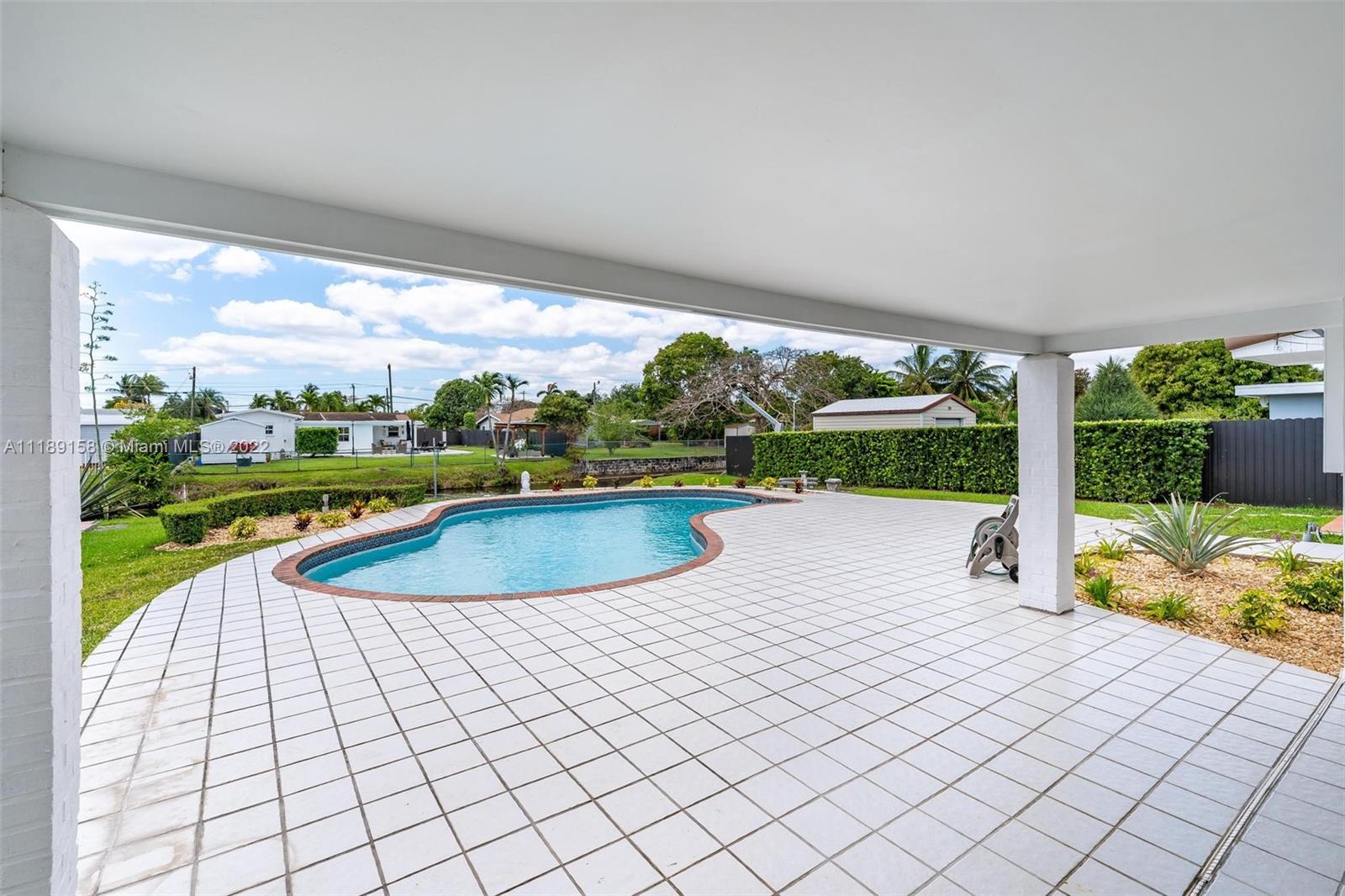 CORAL PARK ESTATES SEC 4 - Residential Lease