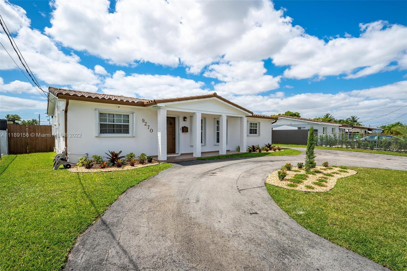 CORAL PARK ESTATES SEC 4 - Residential Lease