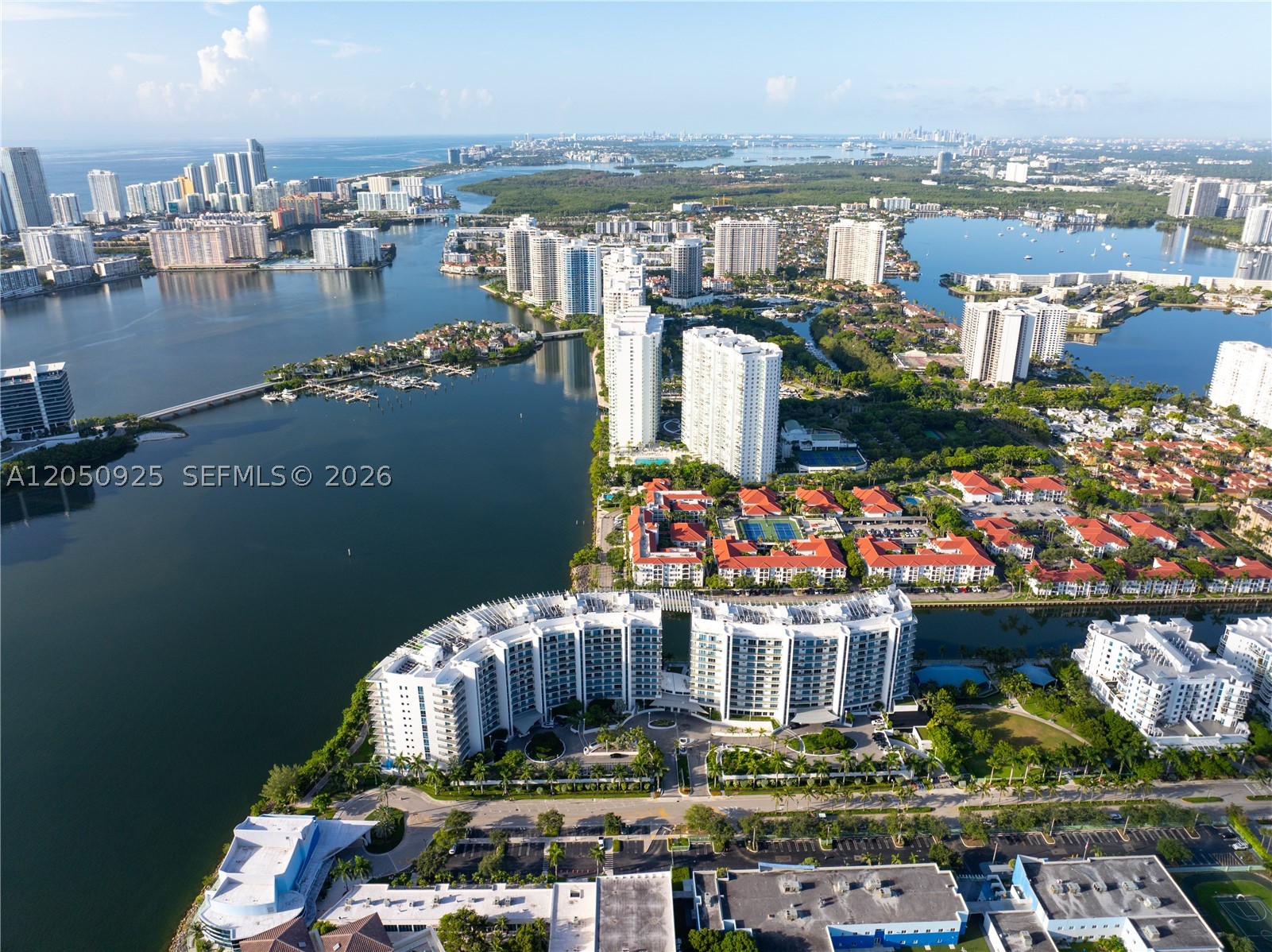 ECHO CONDO - Residential Lease