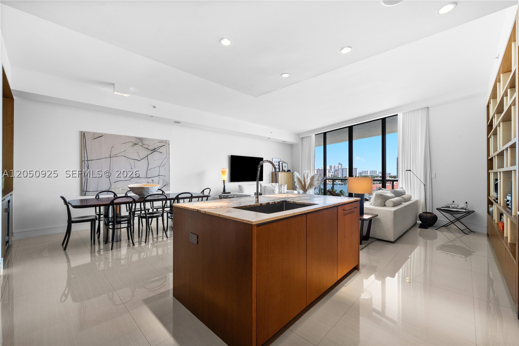 ECHO CONDO - Residential Lease