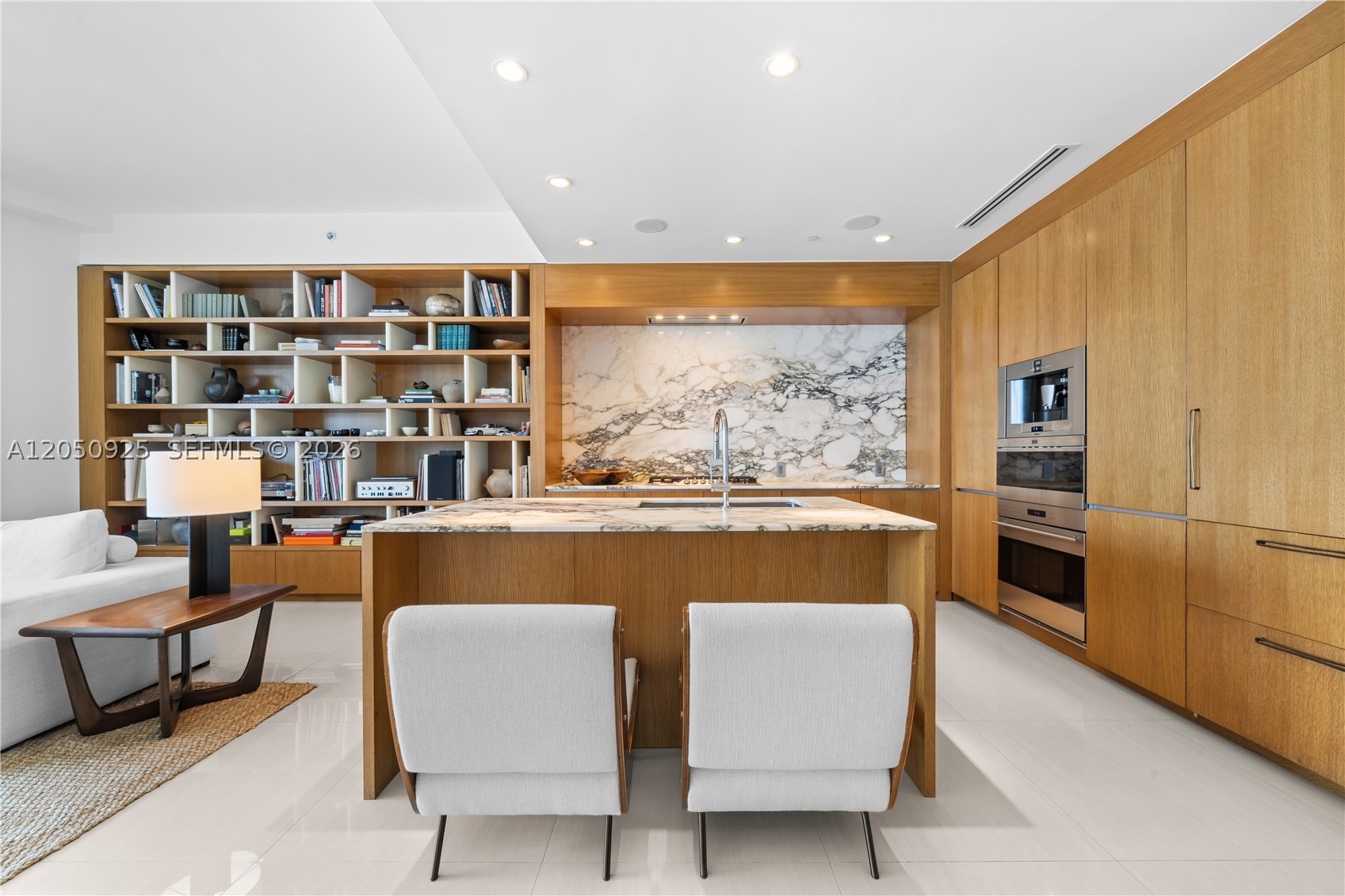 ECHO CONDO - Residential Lease