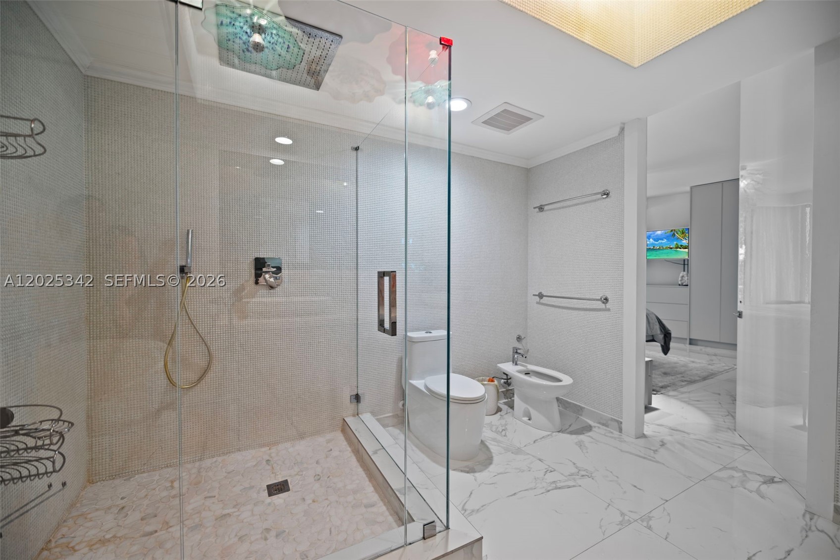 BEACH CLUB THREE CONDO - Residential