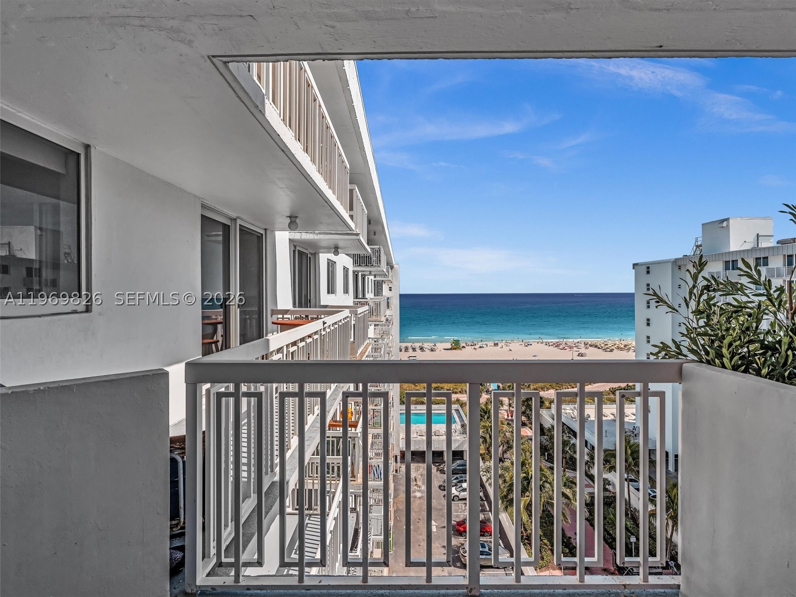 THE PRESIDENTIAL CONDO - Residential
