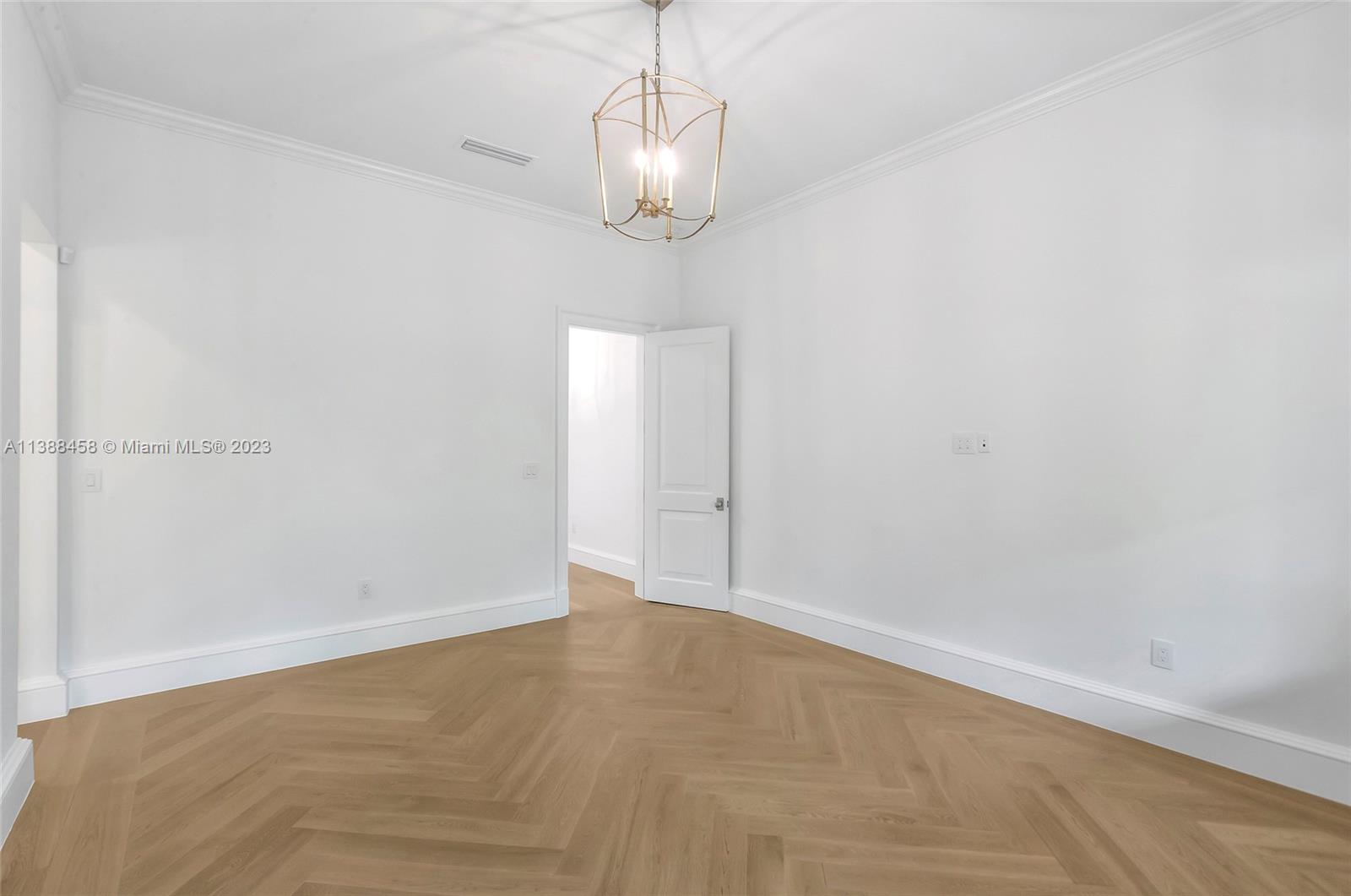 CORAL GABLES BILTMORE SEC - Residential Lease
