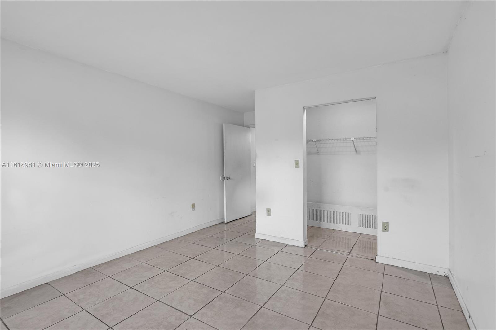 VILLA BELLINI CONDO - Residential