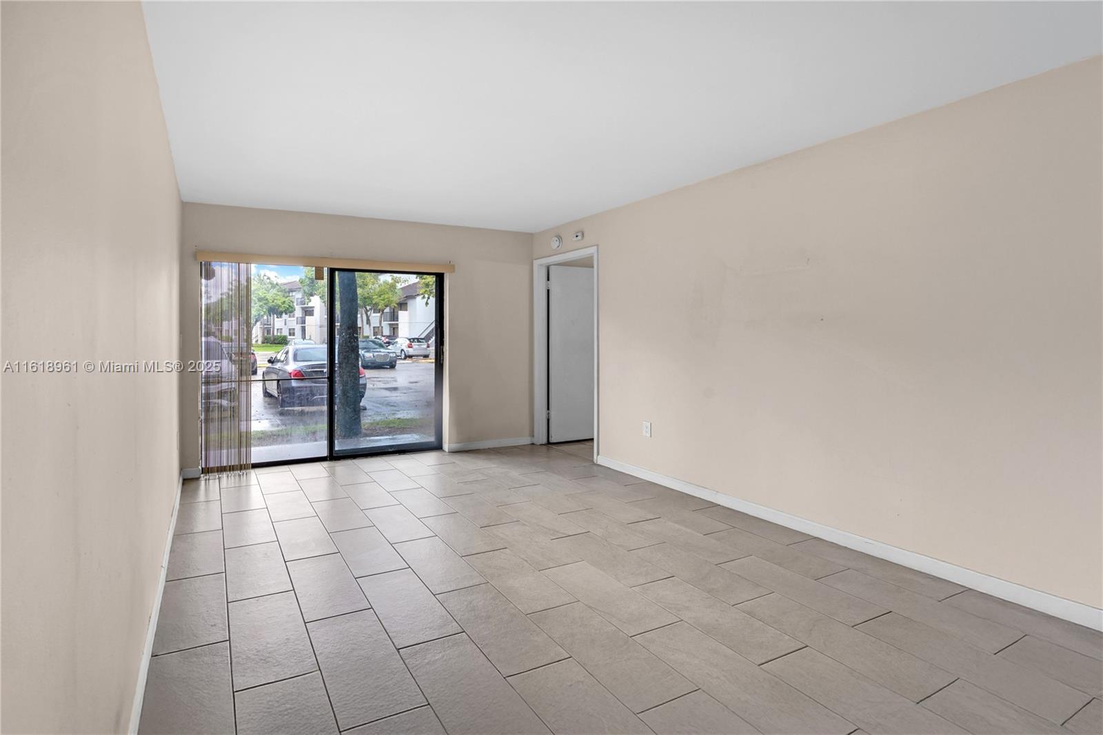 VILLA BELLINI CONDO - Residential