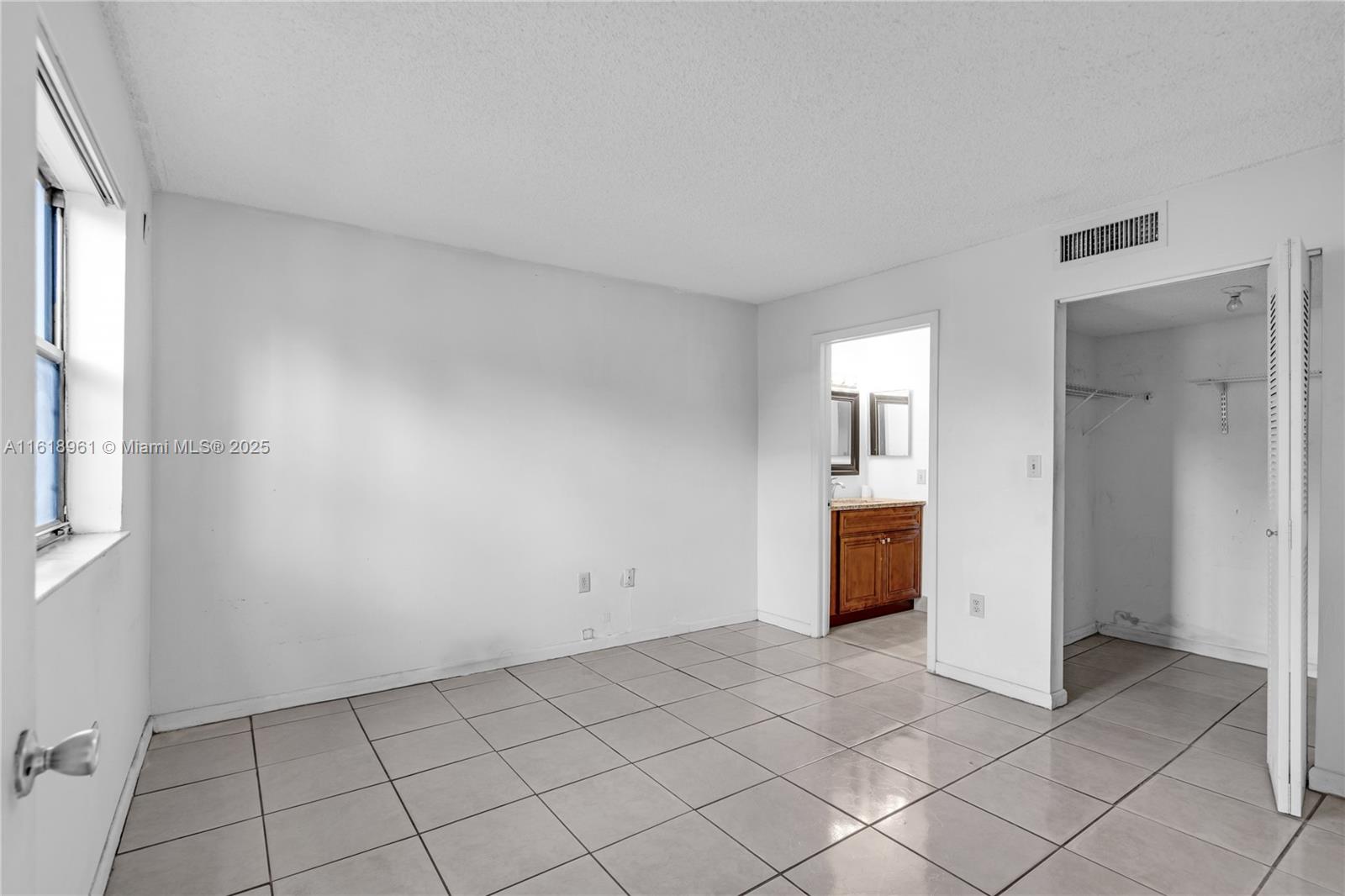 VILLA BELLINI CONDO - Residential