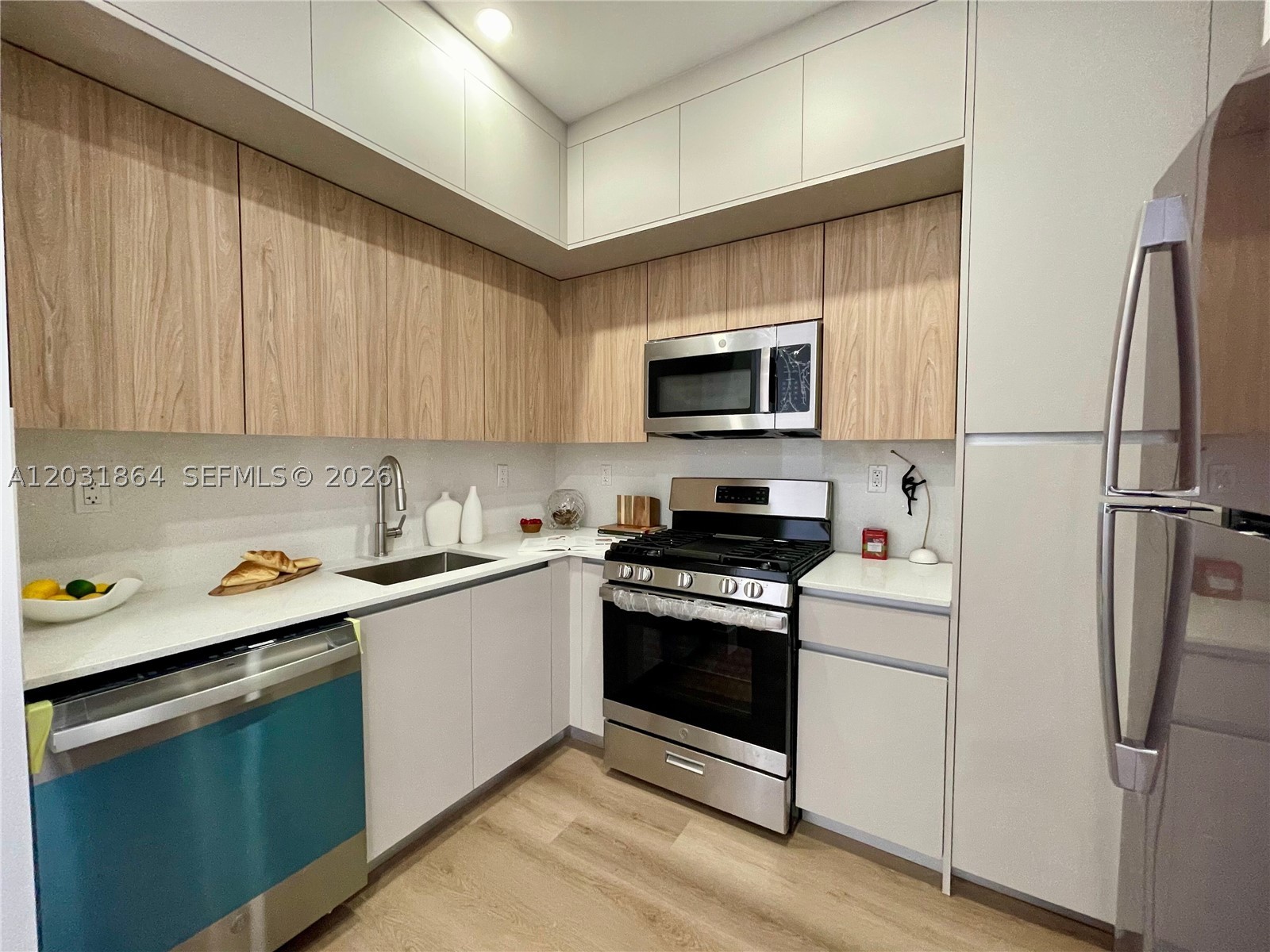 POLO CONDO - Residential Lease