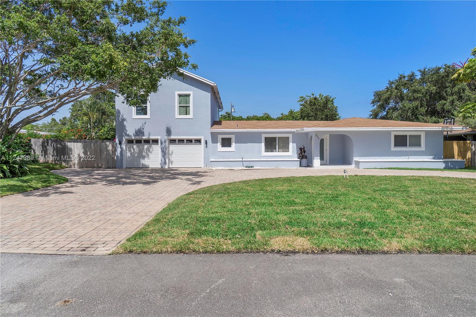 BOCA RATON HILLS SEC 3 - Residential Lease