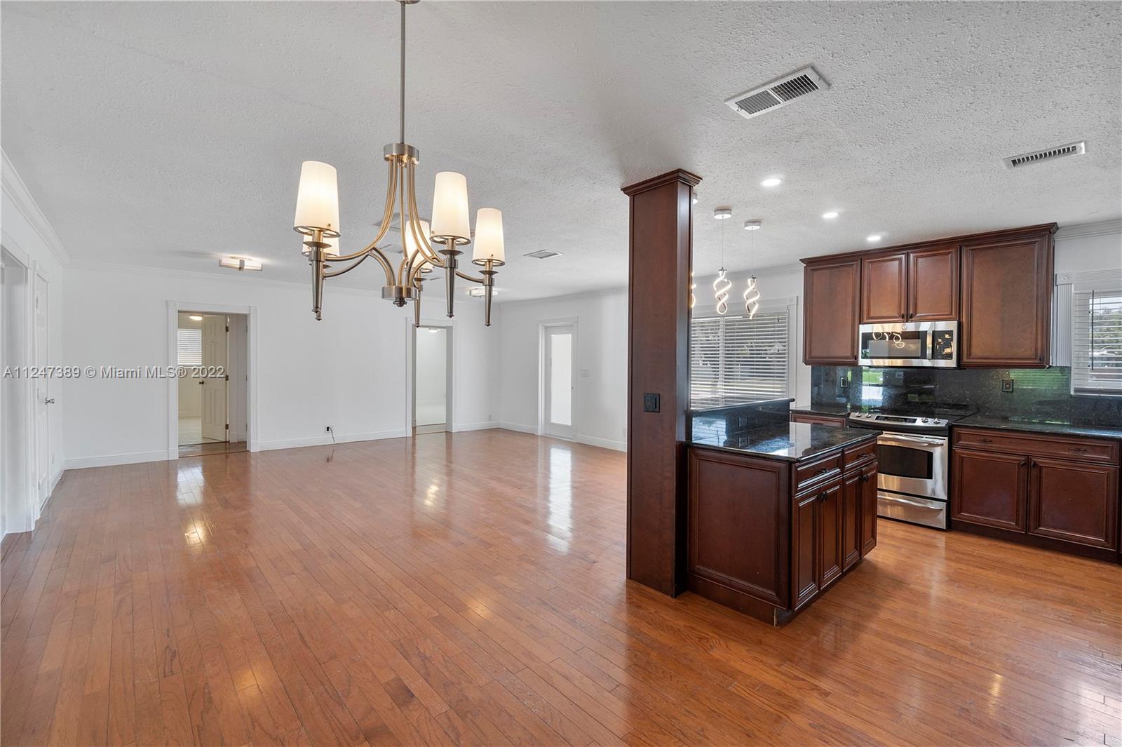 BOCA RATON HILLS SEC 3 - Residential Lease