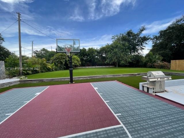 BOCA RATON HILLS SEC 3 - Residential Lease