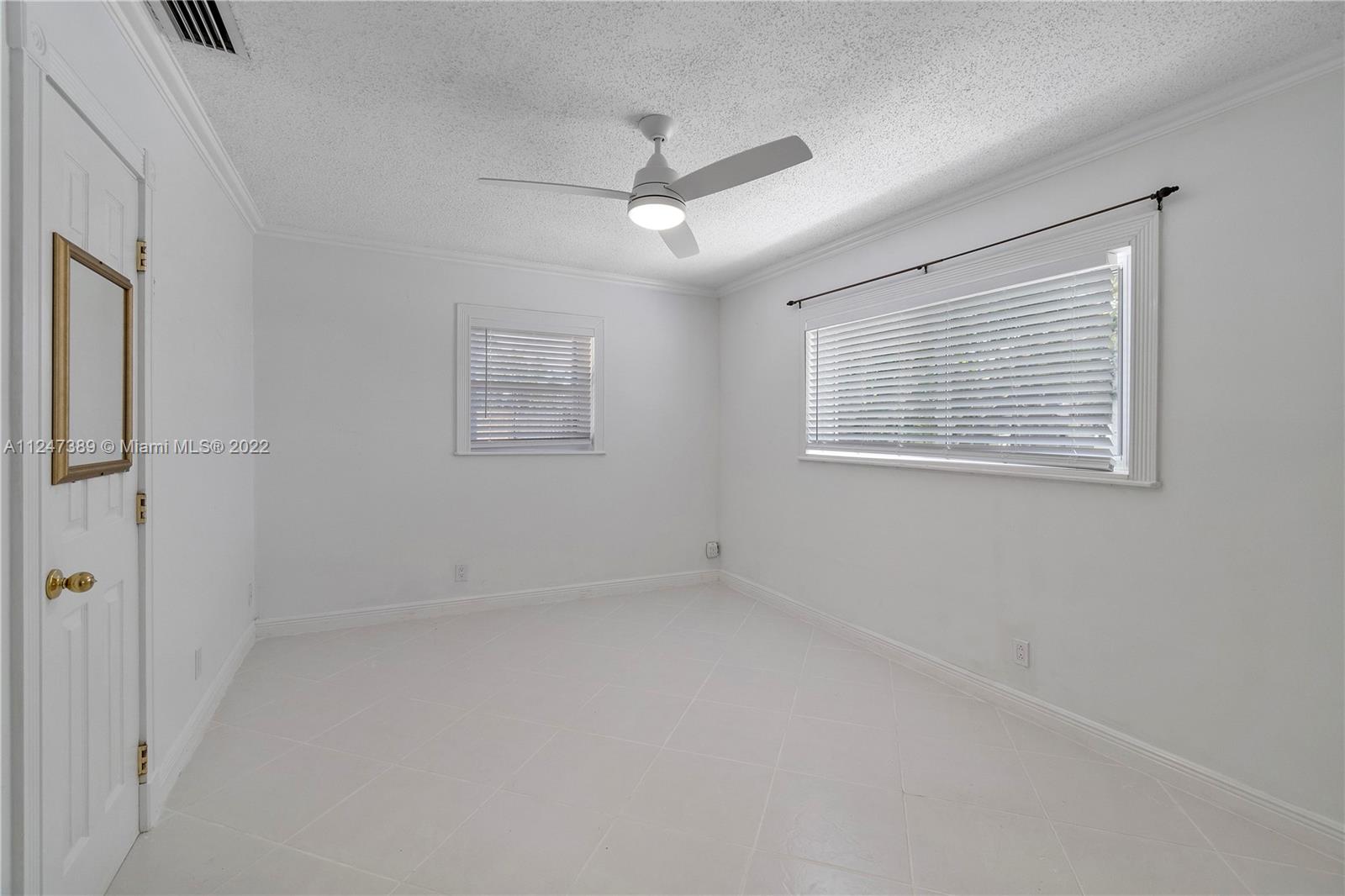 BOCA RATON HILLS SEC 3 - Residential Lease