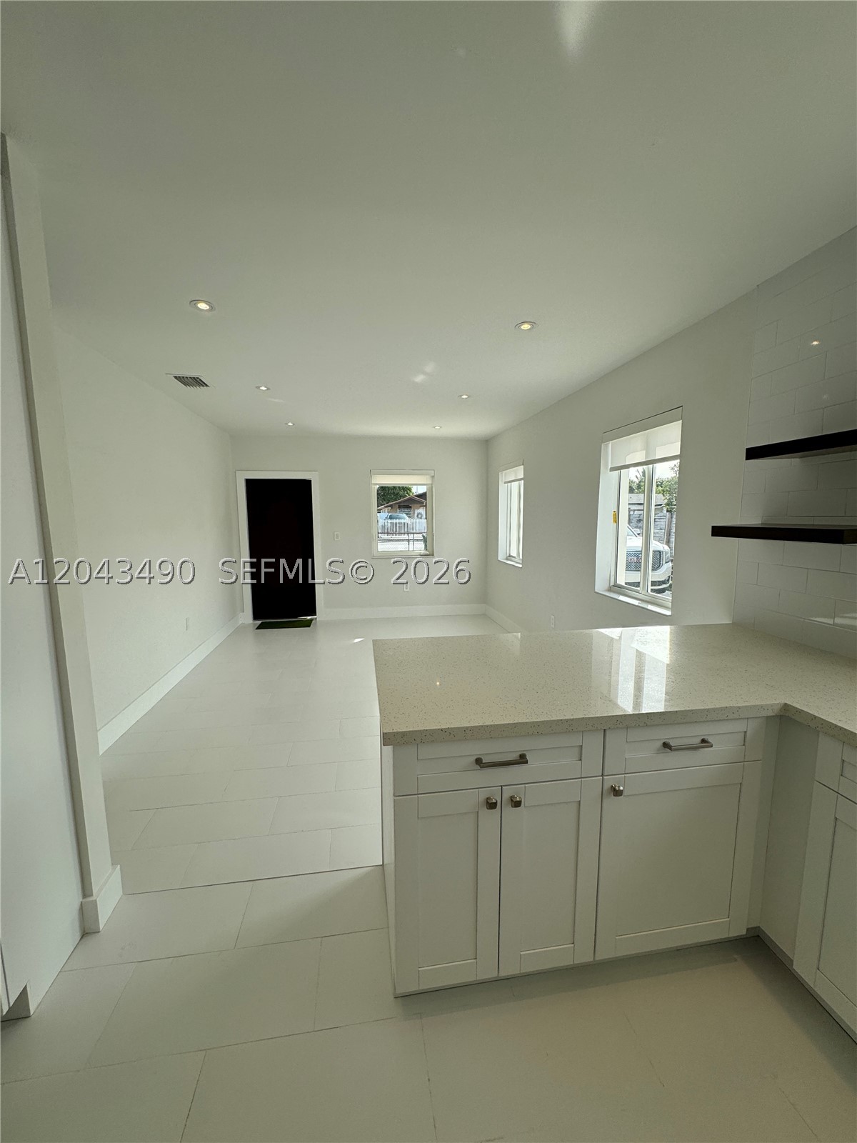 HIA 13 ADDN AMD PL REV - Residential Lease