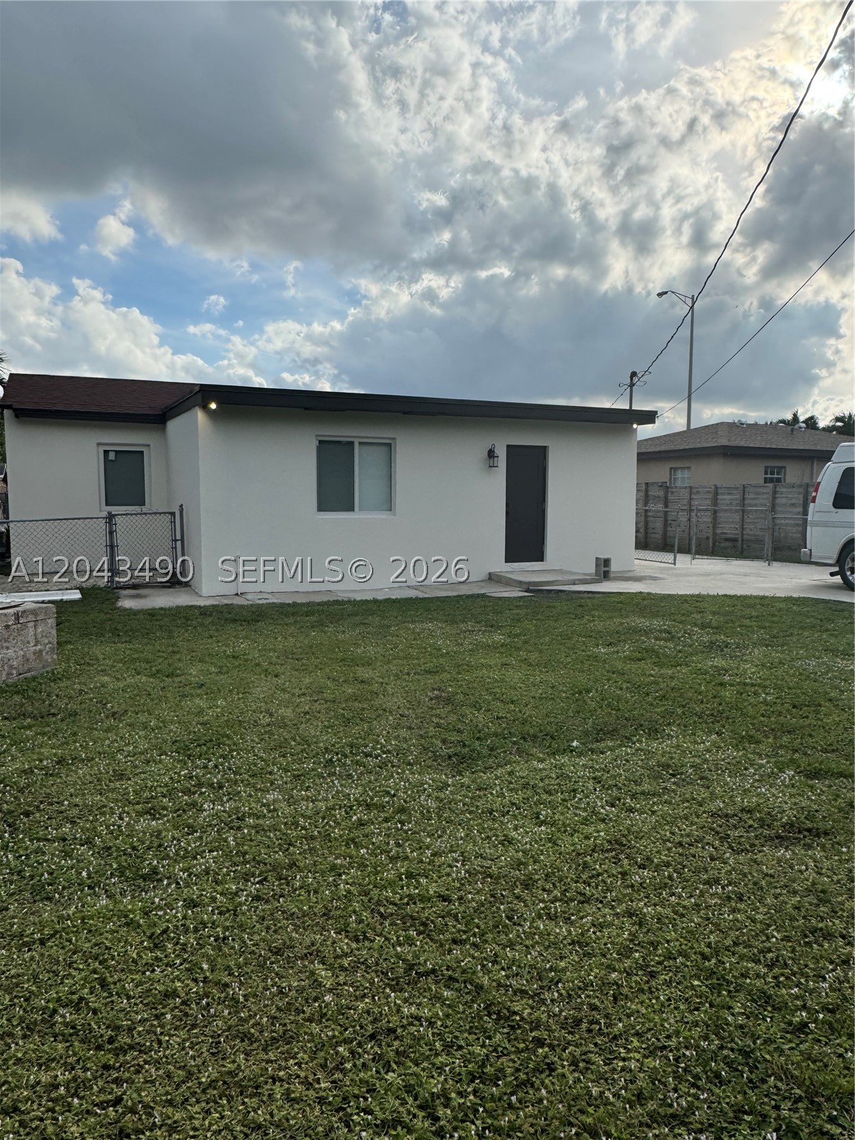 HIA 13 ADDN AMD PL REV - Residential Lease