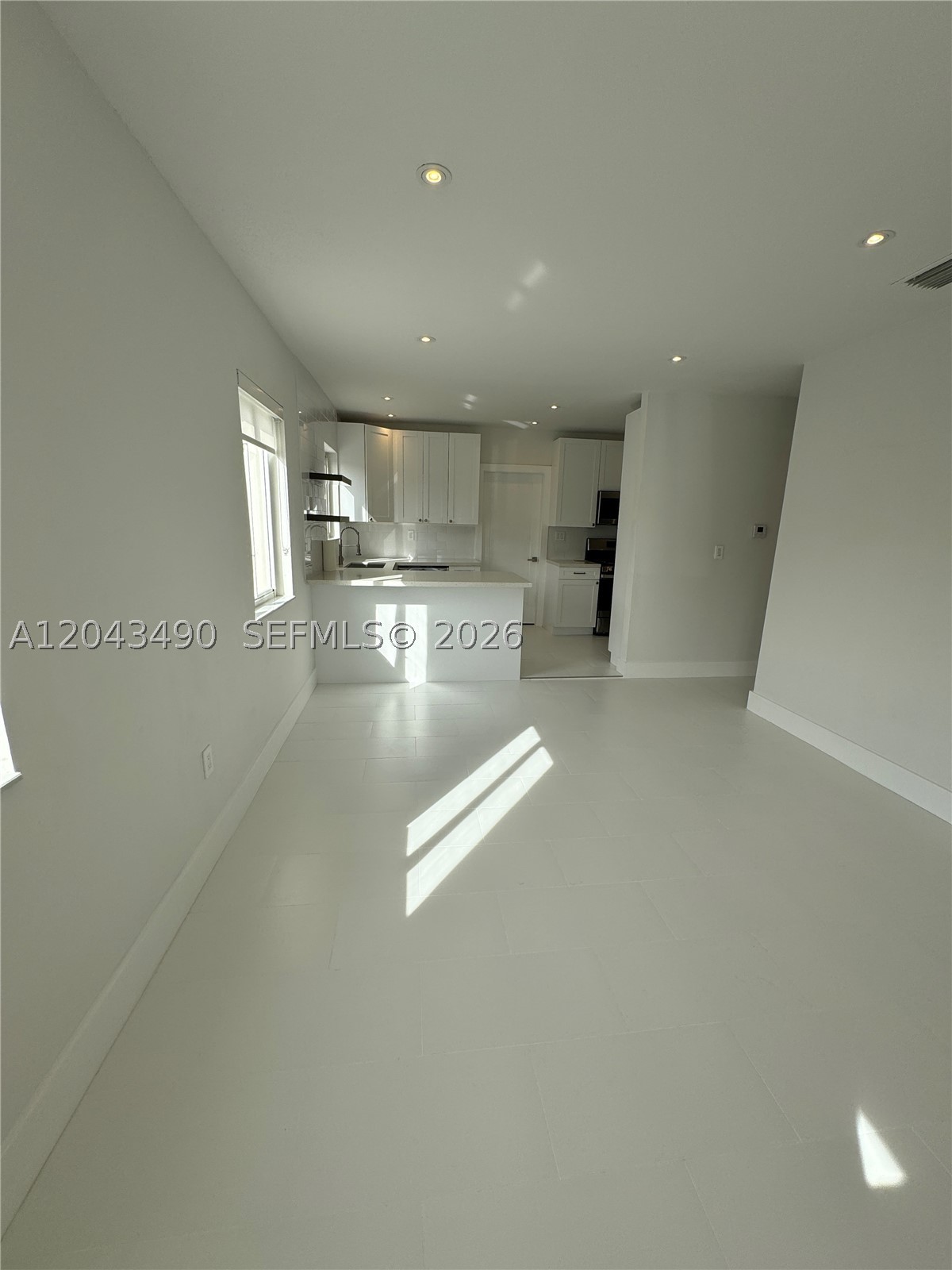 HIA 13 ADDN AMD PL REV - Residential Lease