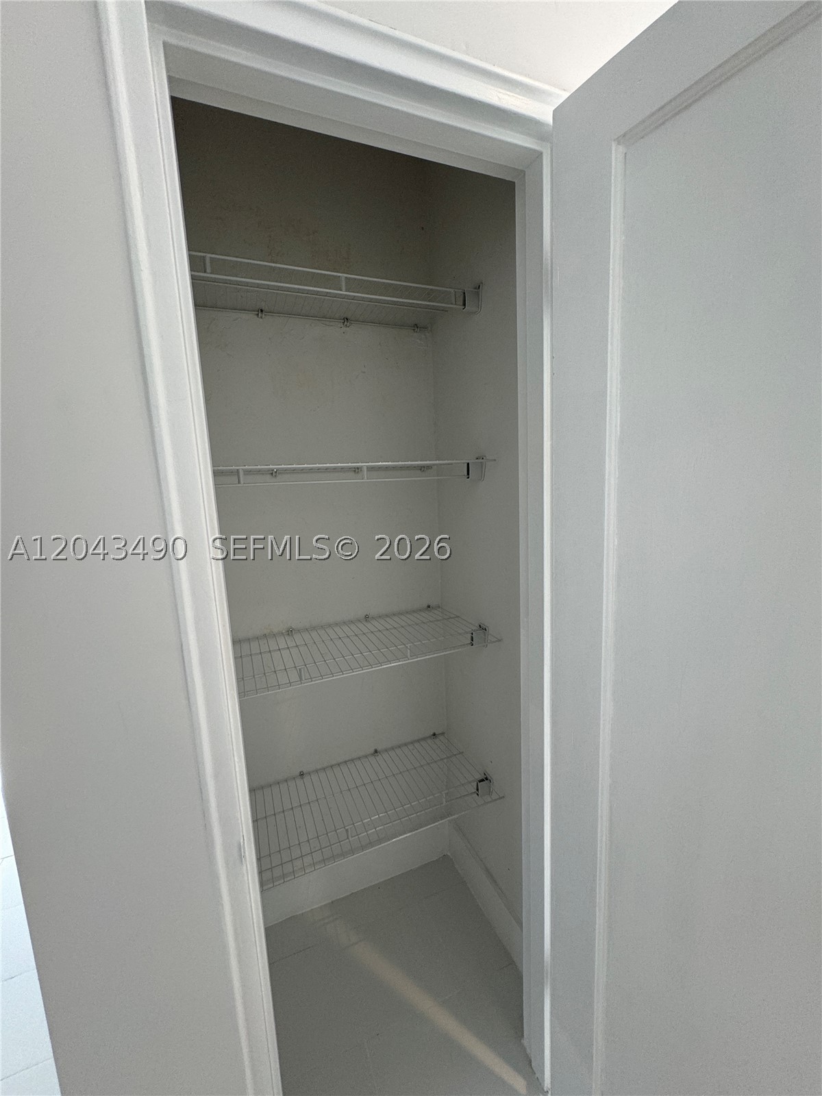 HIA 13 ADDN AMD PL REV - Residential Lease
