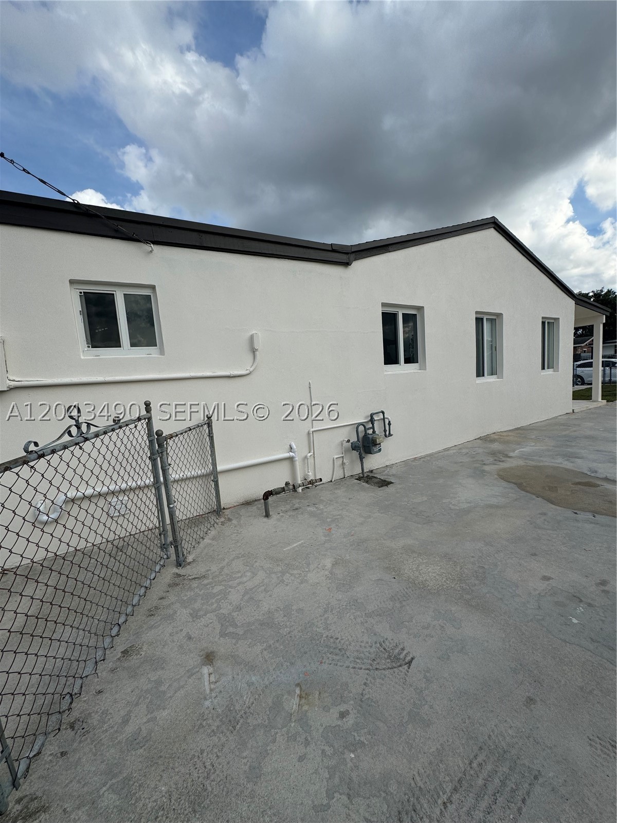 HIA 13 ADDN AMD PL REV - Residential Lease