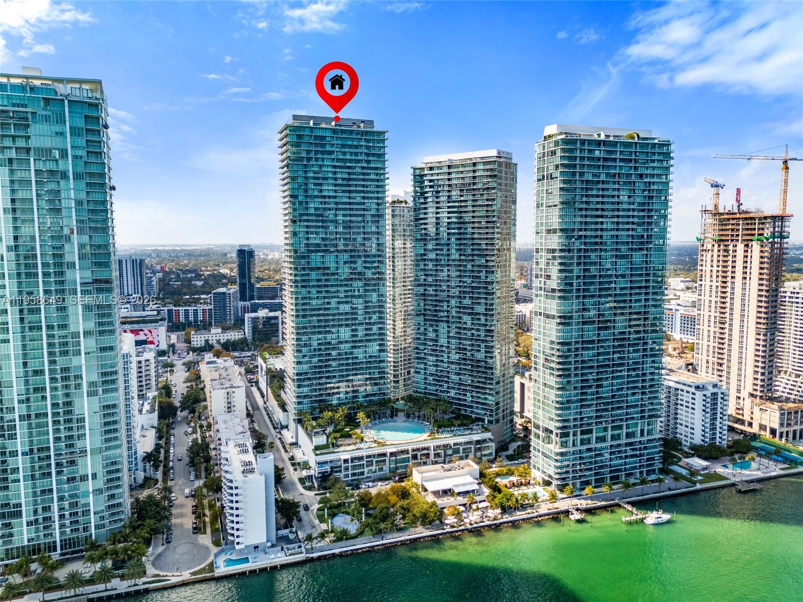 GRAN PARAISO CONDO - Residential