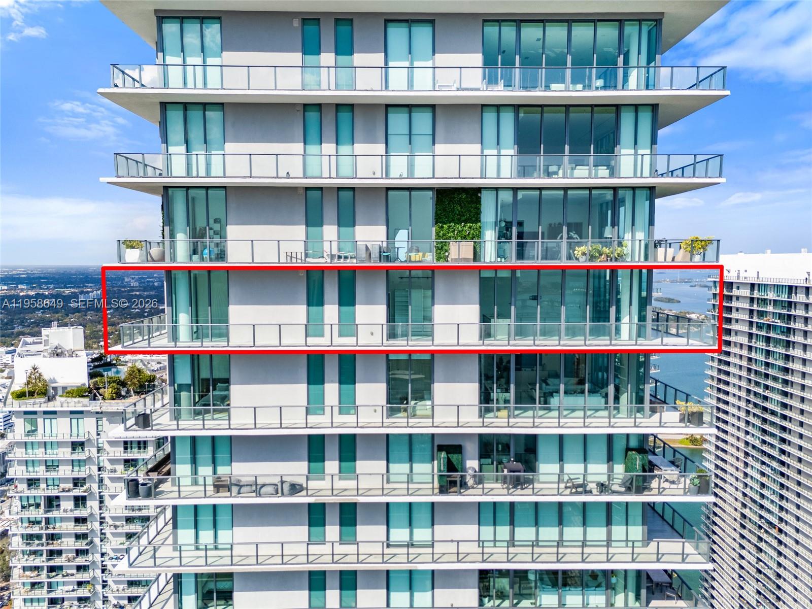 GRAN PARAISO CONDO - Residential