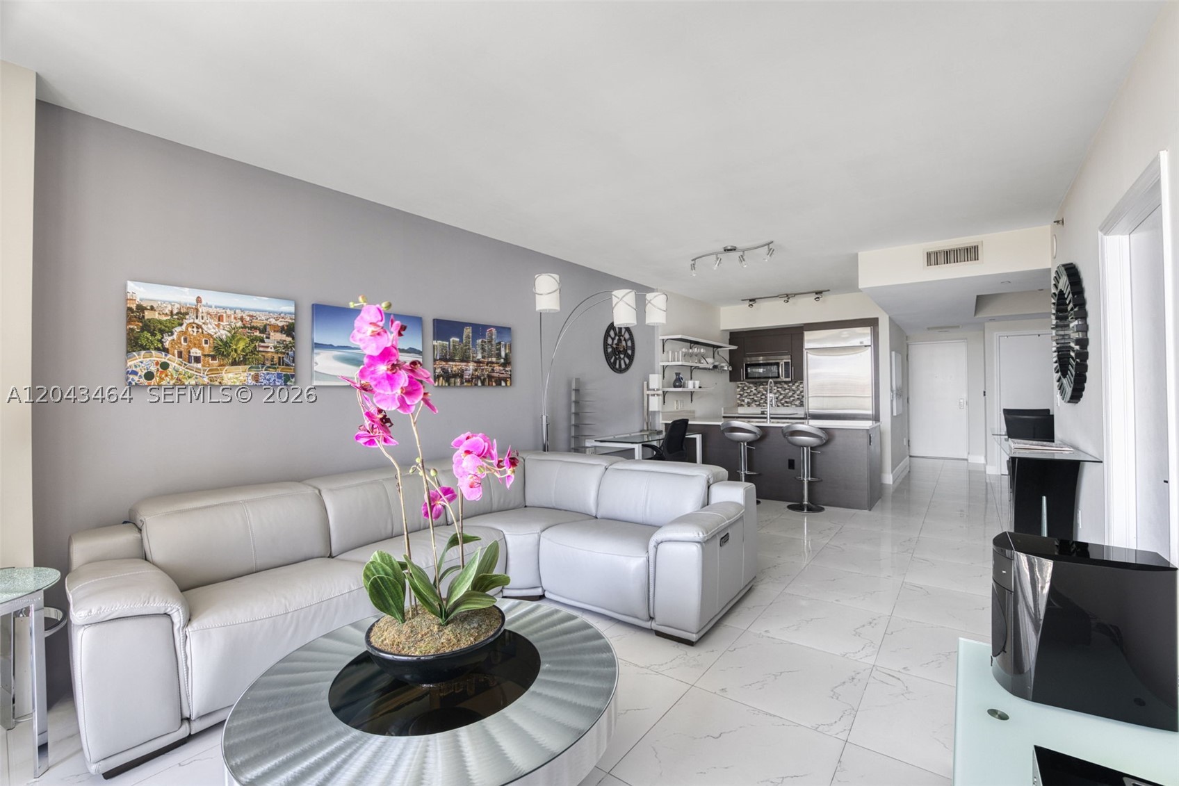 500 BRICKELL EAST CONDO - Residential Lease