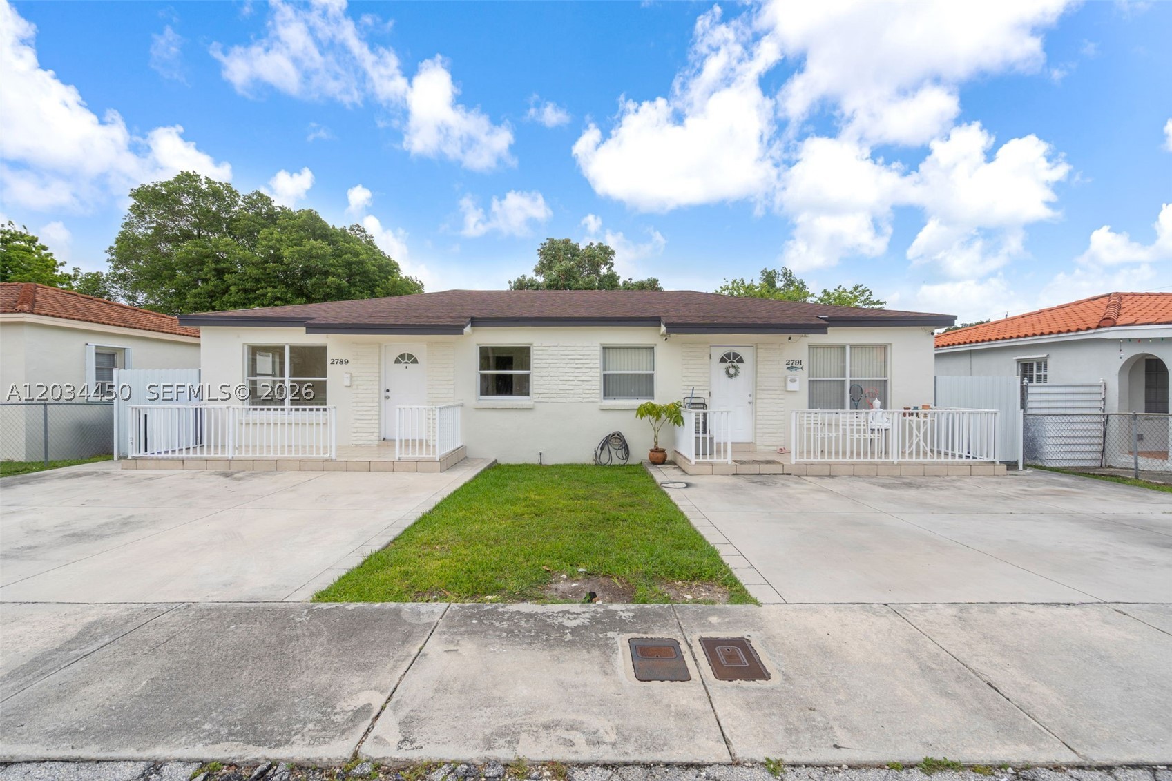 ?? Rare investment and development opportunity! This income-producing duplex features two spacious 2-bedroom, 1-bathroom units with immediate rental income potential. Ideal for investors seeking cash flow or developers looking to capitalize on the property's redevelopment potential, the existing units are ready for occupancy while plans for a modern new duplex can be explored. Situated in a highly desirable location with strong rental demand and convenient access to major highways, shopping, dining, and employment centers, this property offers both current income and future upside. Don't miss this unique opportunity to secure a versatile investment with tremendous potential—schedule your showing today!