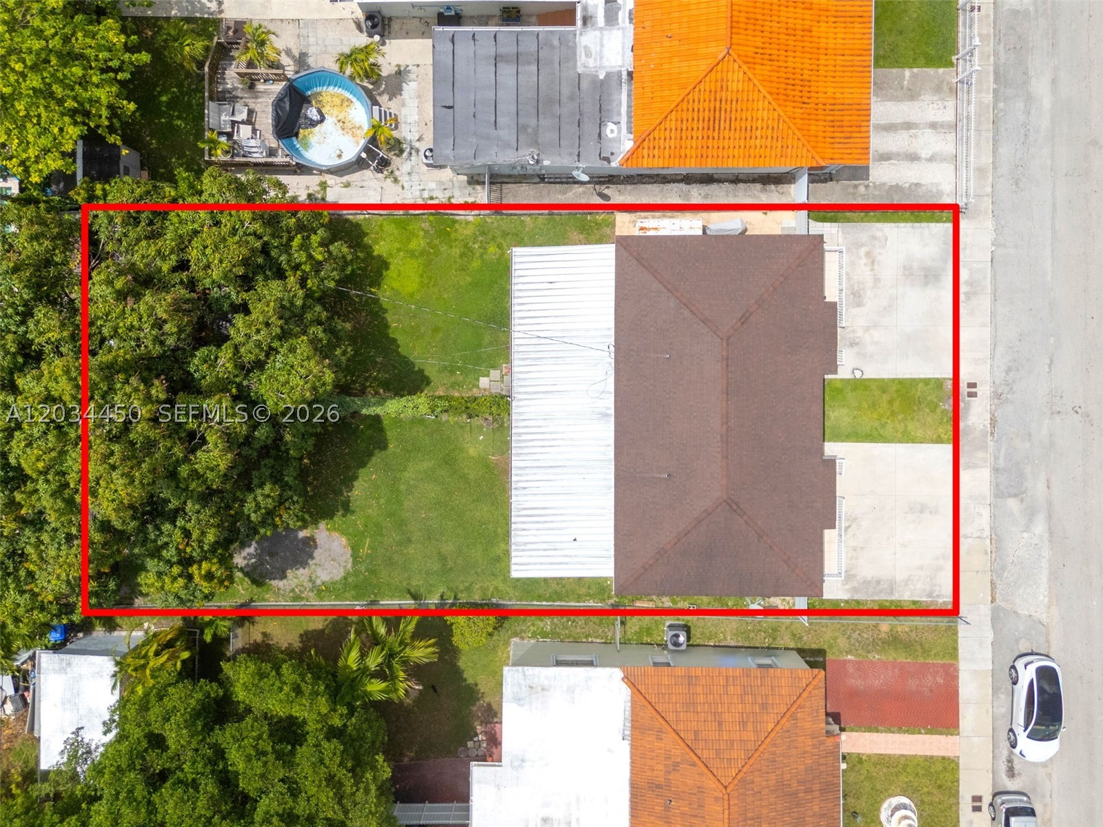 DE CARLO SUB - Residential Income