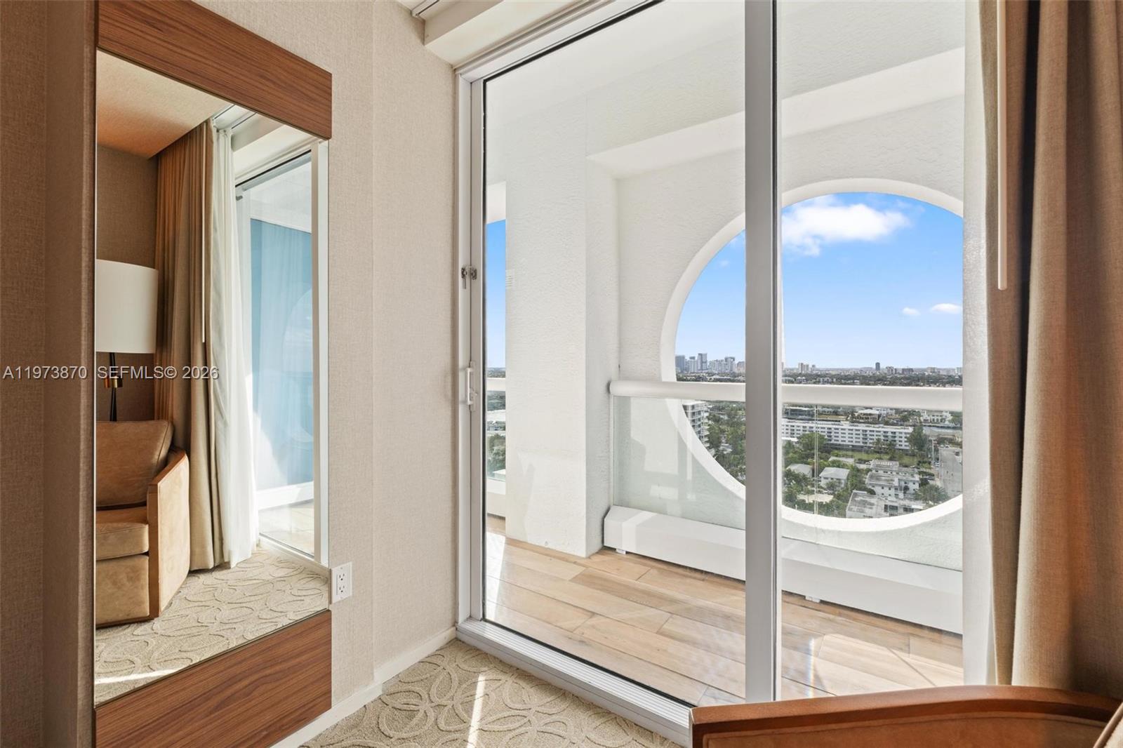 551 FLB CONDOMINIUM RESID - Residential