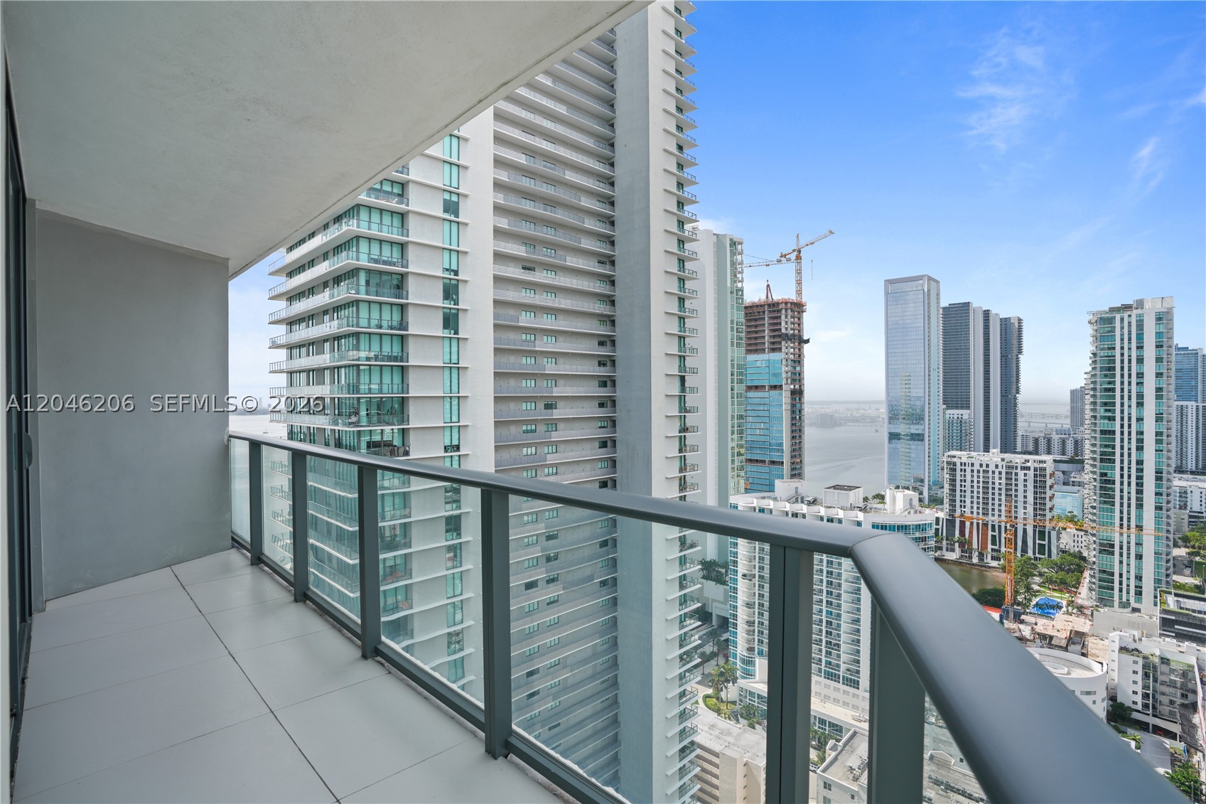 PARAISO BAYVIEWS CONDO - Residential Lease
