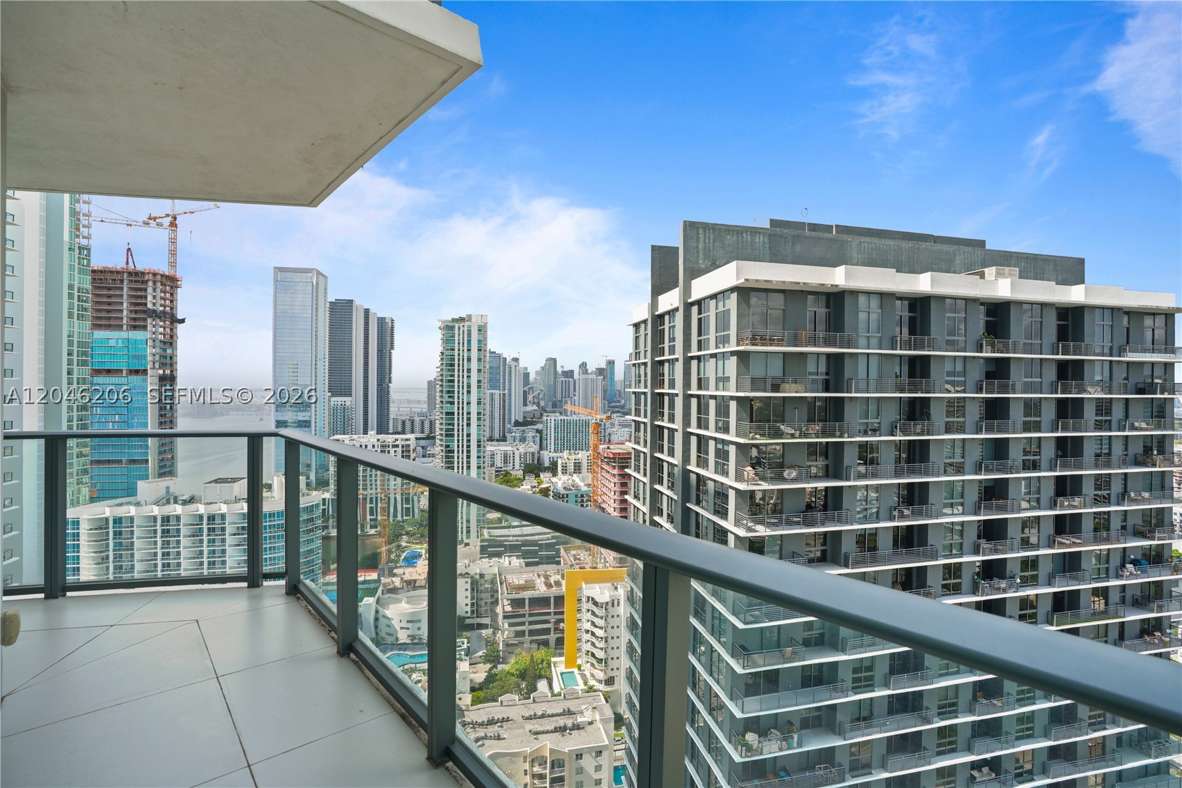 PARAISO BAYVIEWS CONDO - Residential Lease