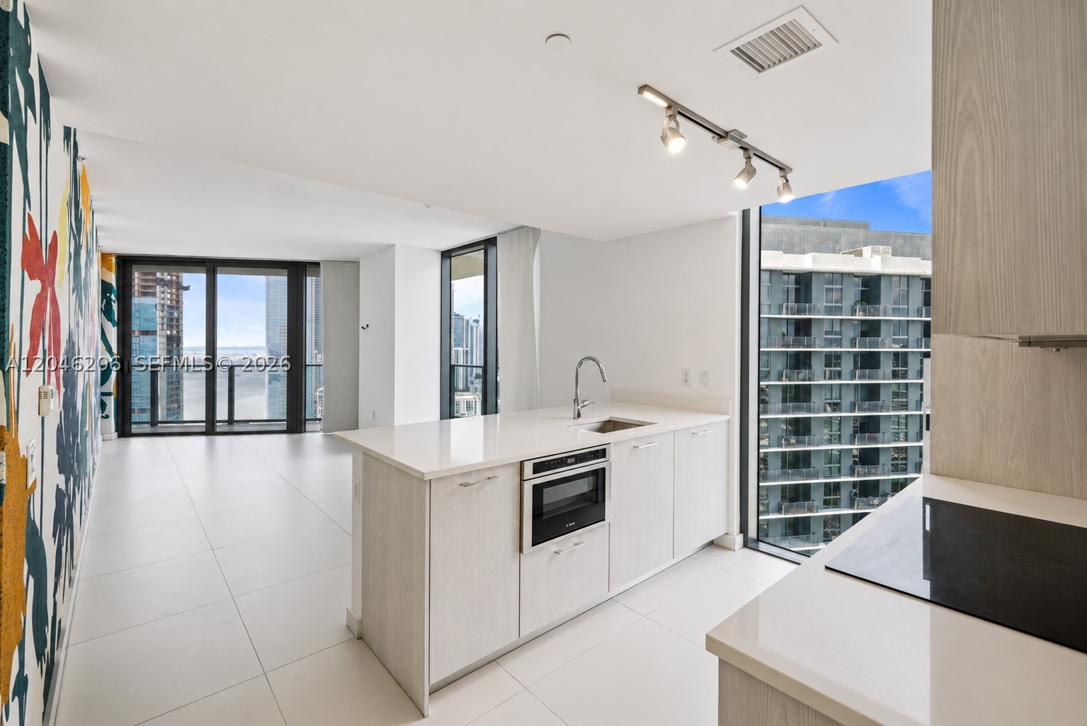 PARAISO BAYVIEWS CONDO - Residential Lease