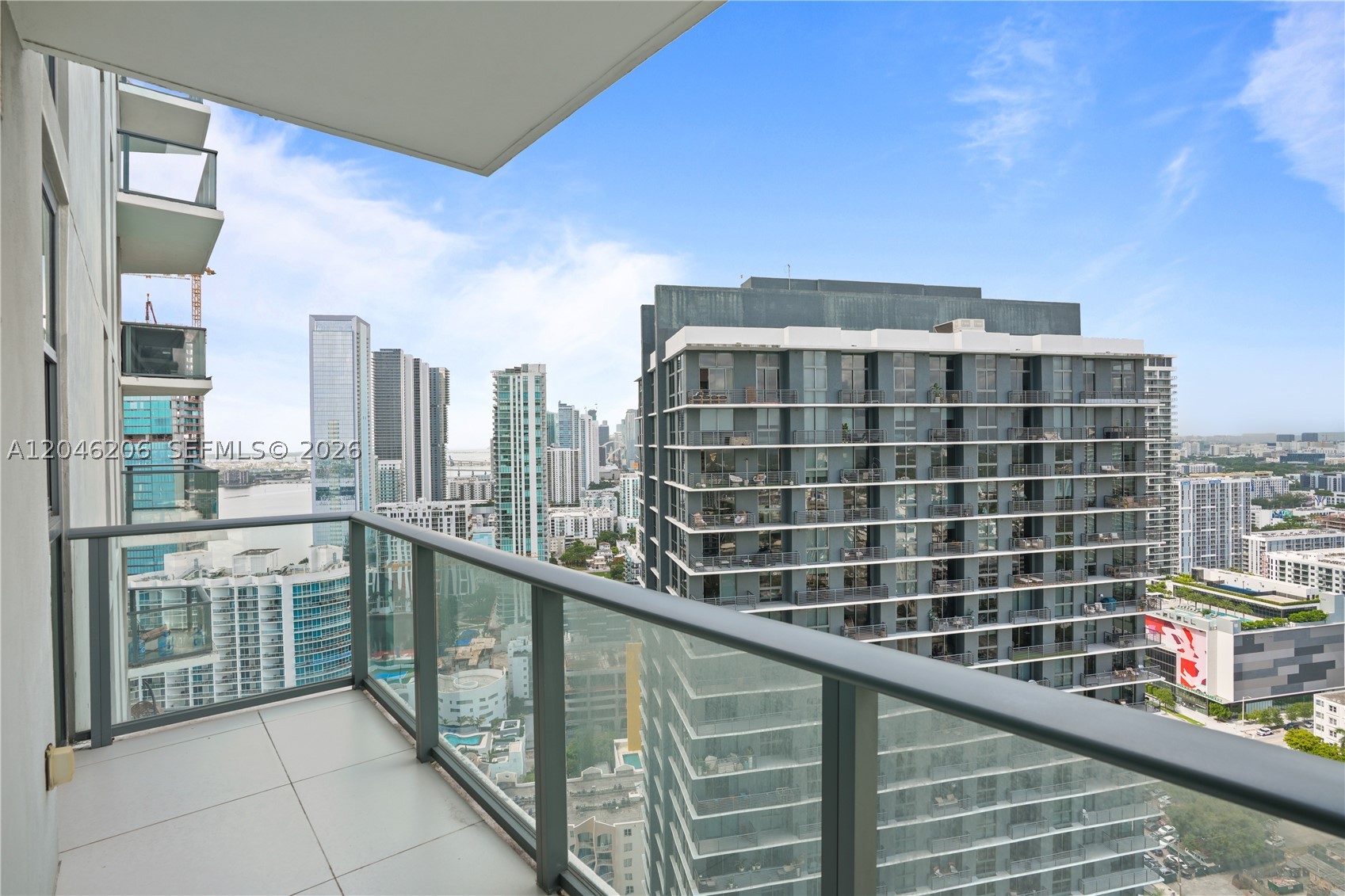 PARAISO BAYVIEWS CONDO - Residential Lease