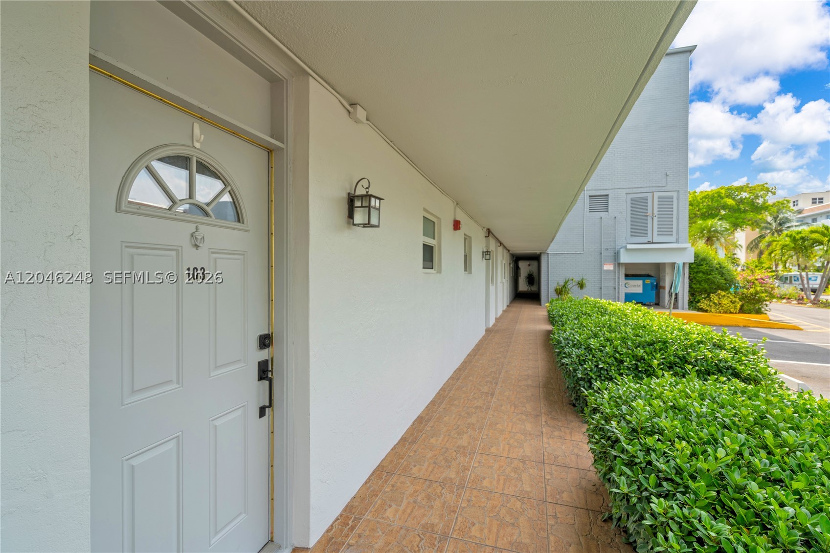 EDEN ISLES CONDO PART 3 - Residential