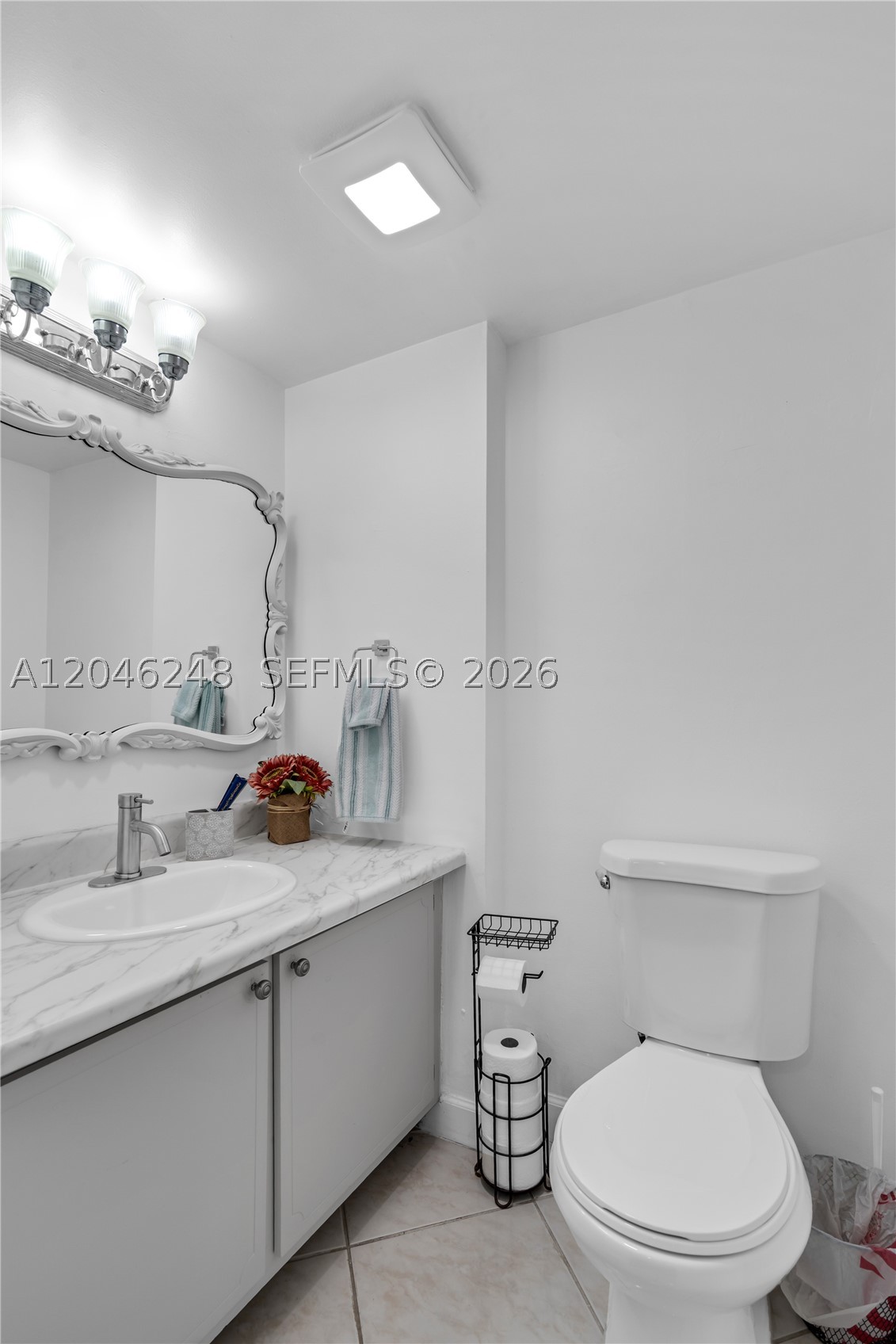 EDEN ISLES CONDO PART 3 - Residential