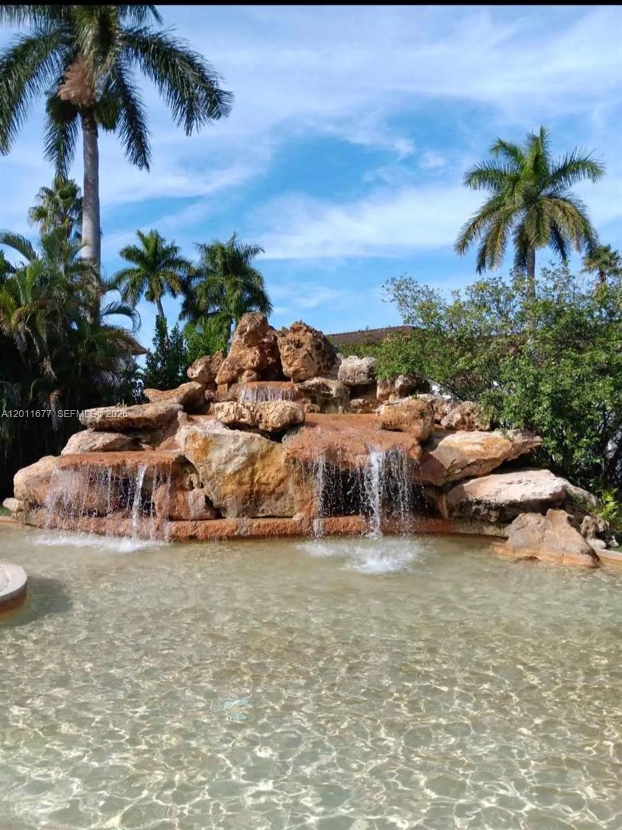 ATTENTION INVESTORS!  Beautiful country living on almost 10 acres of peace & quiet. Rented for $2000 a month! Approximately $5M inprovements under way with New roofs finished! Next buildings painted, asphalt & beauftiful landscaping through out! Special assessment already paid by seller!