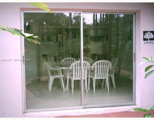 KINGSTON SQUARE CONDO - Residential