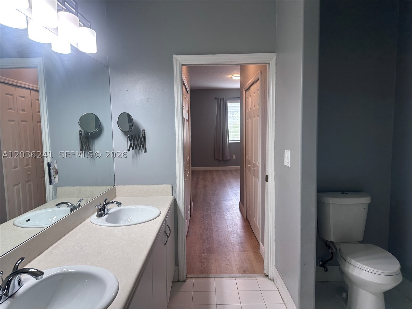 FONTAINBLEAU LAKES COURTY - Residential Lease