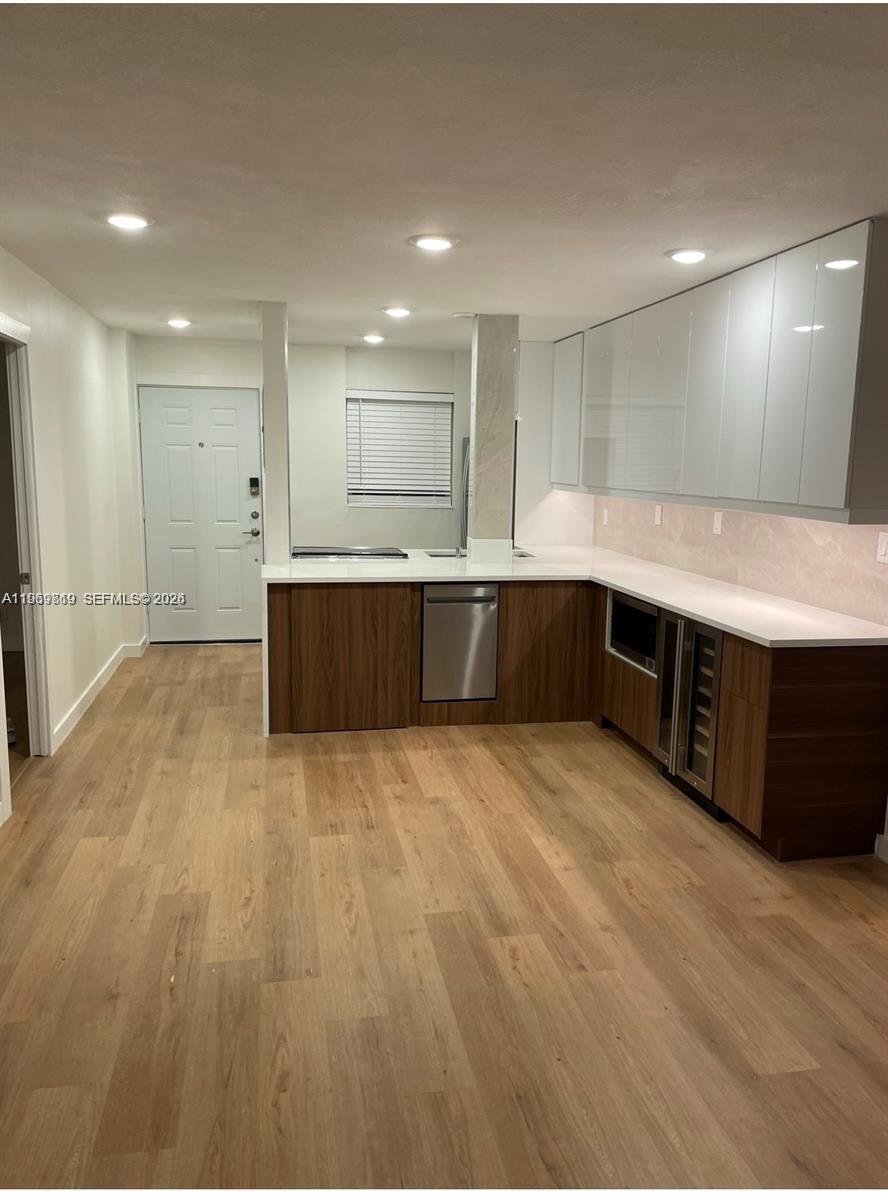 CROMWELL WEST CONDO - Residential Lease