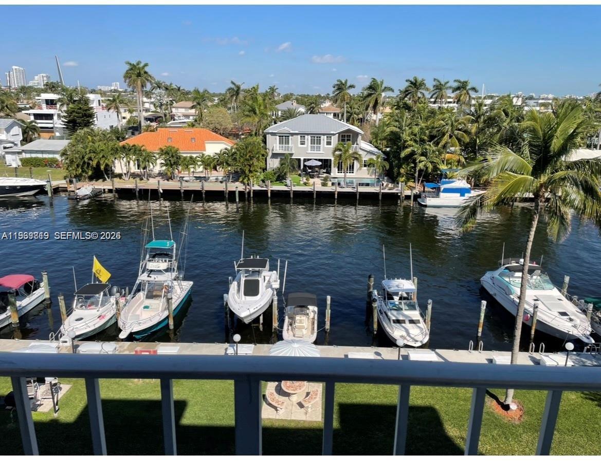 CROMWELL WEST CONDO - Residential Lease