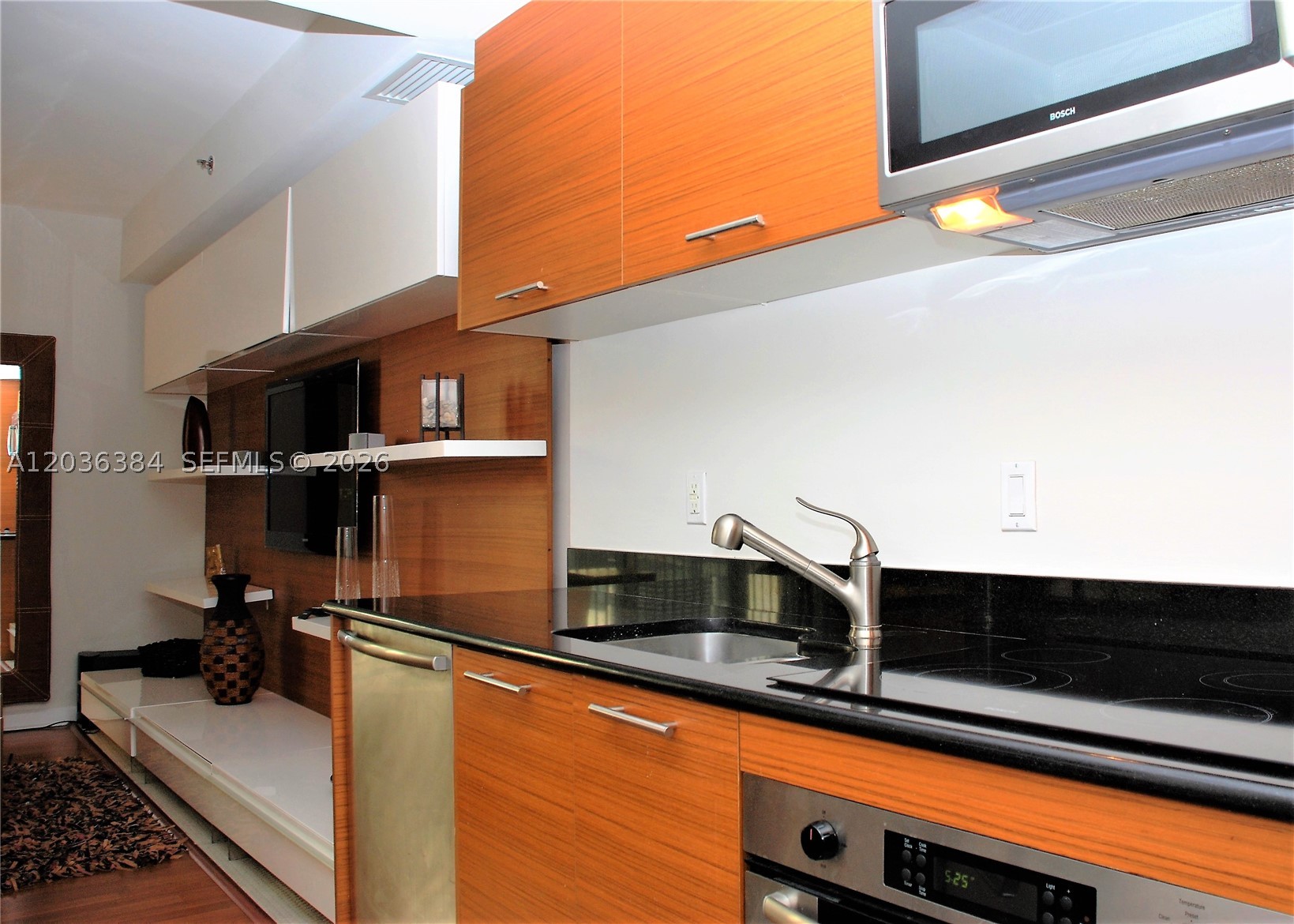 50 BISCAYNE CONDO - Residential Lease