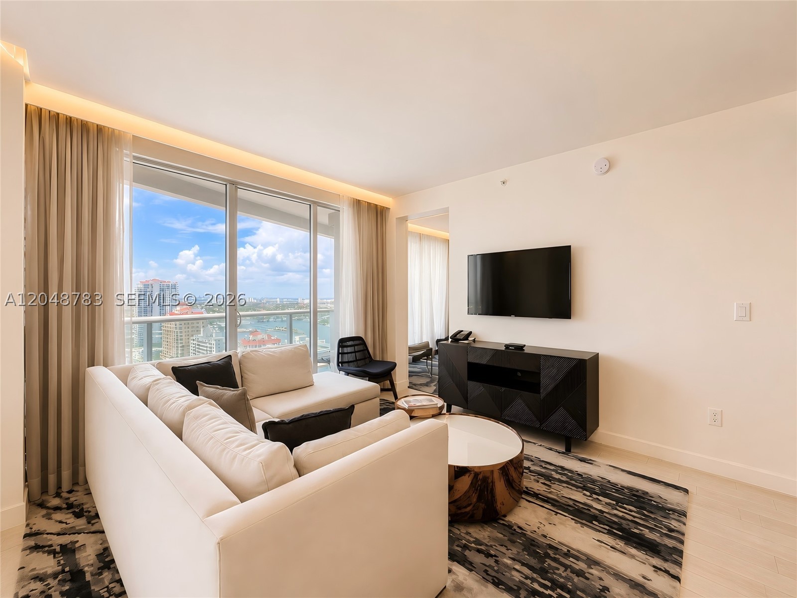 FORT LAUDERDALE RESIDENCE - Residential