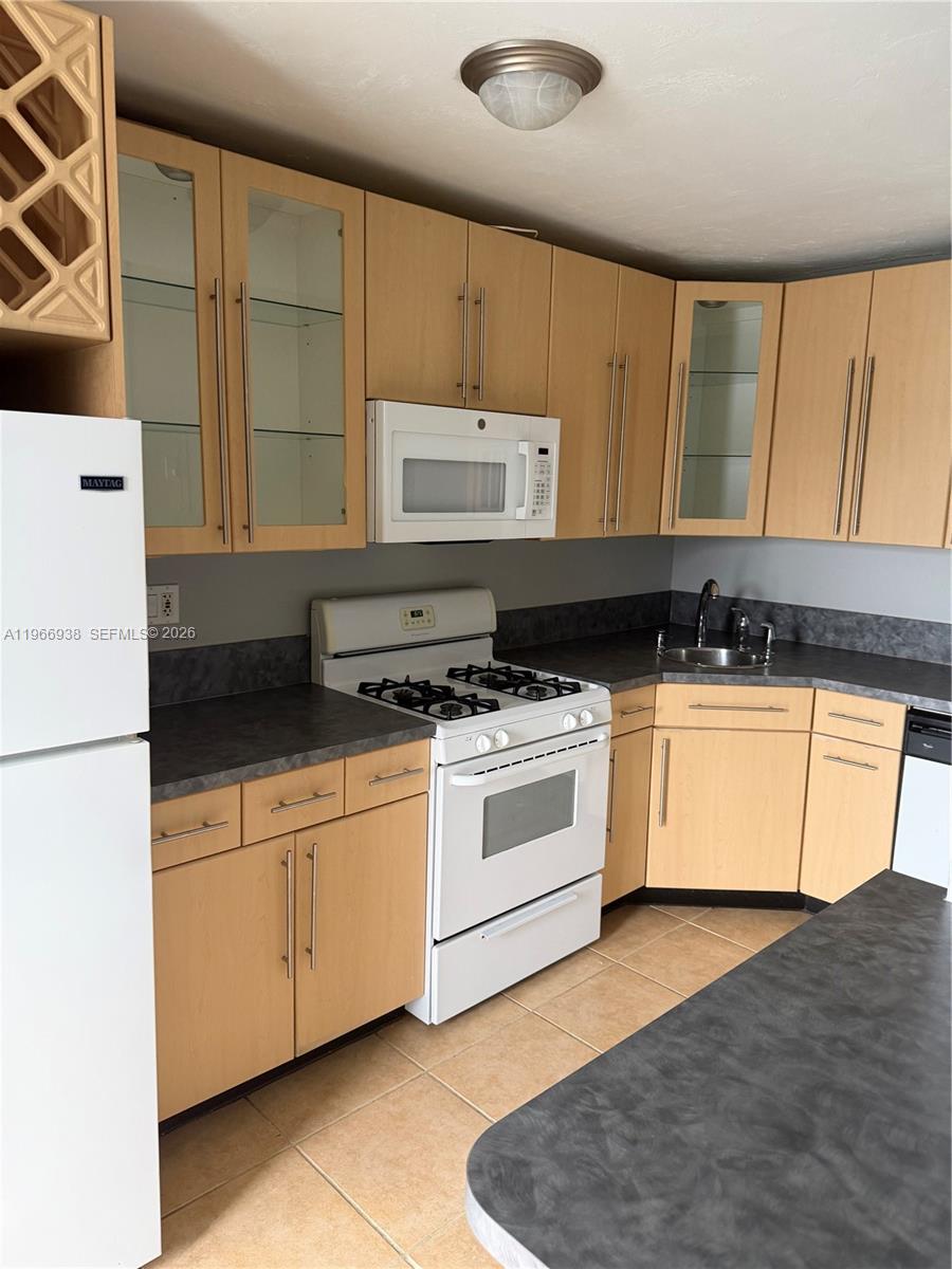TROPIC FAIR CONDO SOUTH - Residential Lease