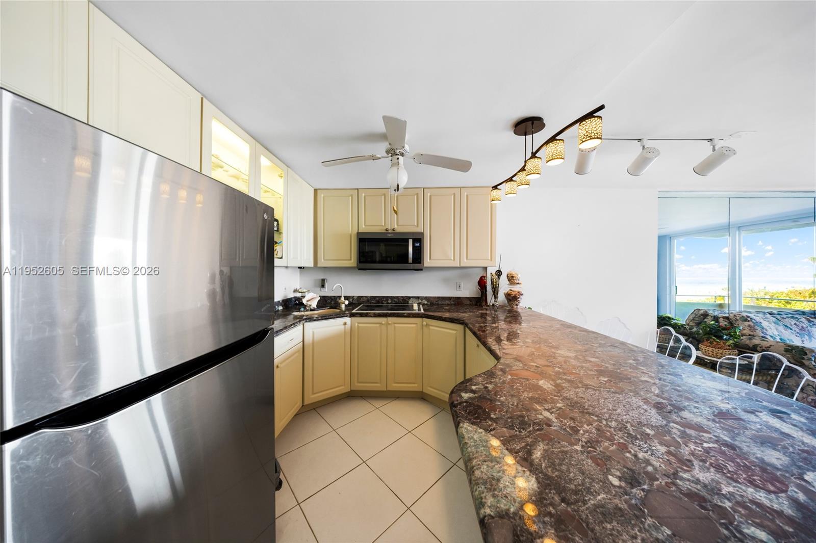 ROYAL ATLANTIC CONDO - Residential