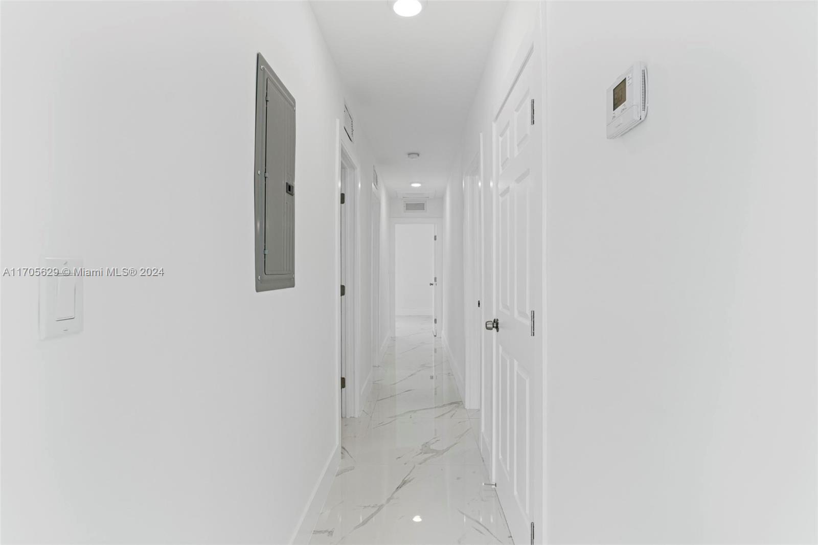 HIGHLAND MANOR SEC 5 - Residential